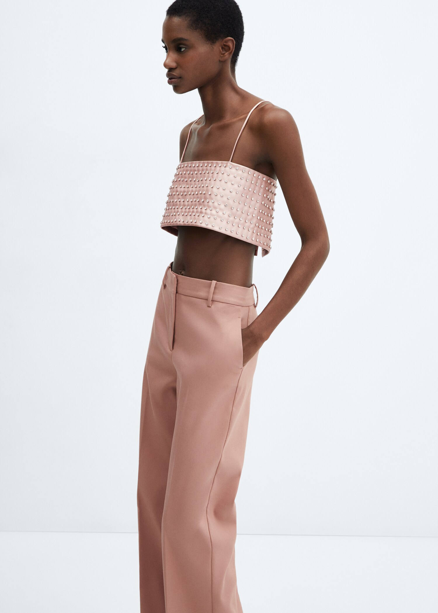 Top de cristais com efeito de pele - Plano médio