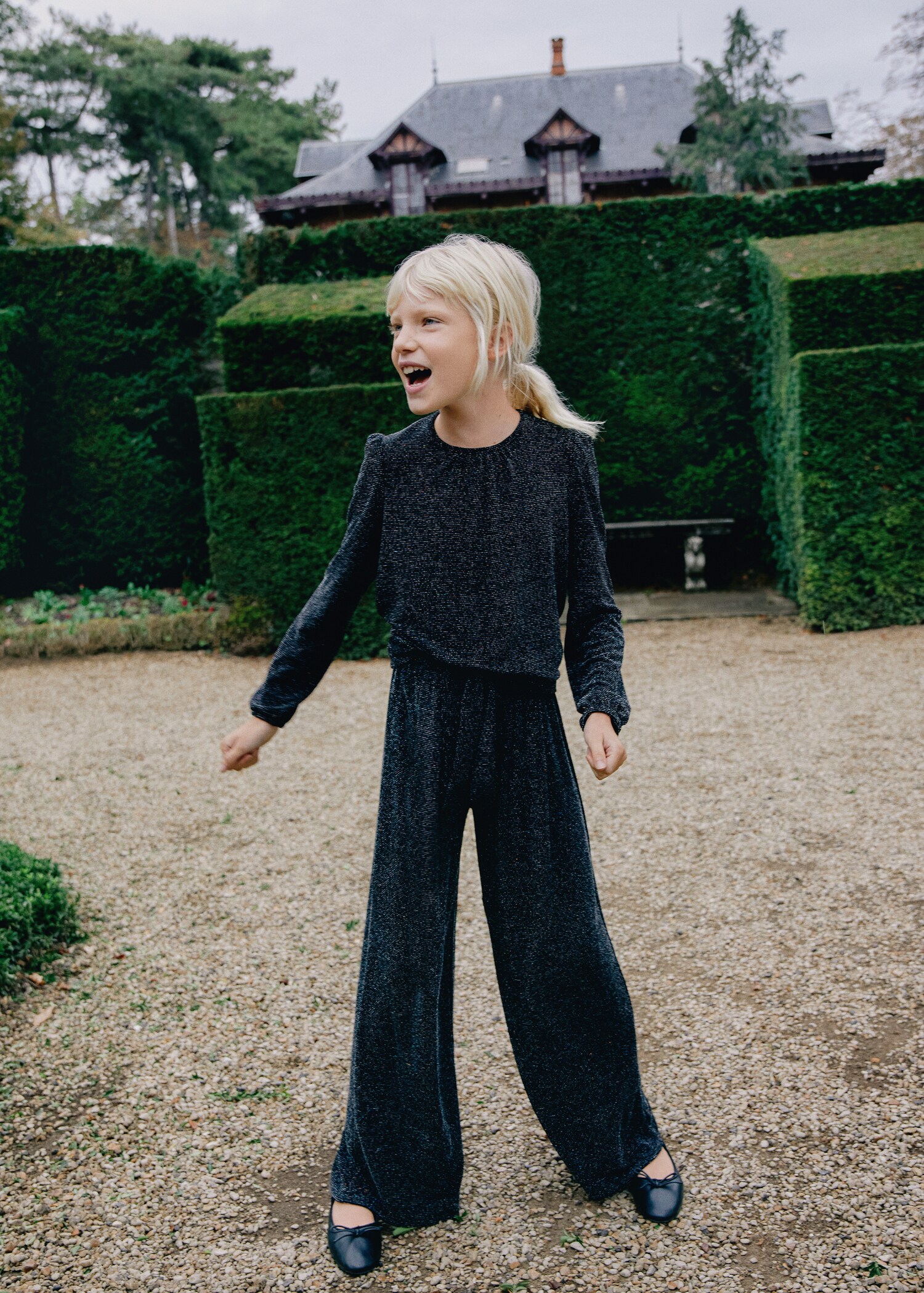 Shiny-finish trousers - Details of the article 5