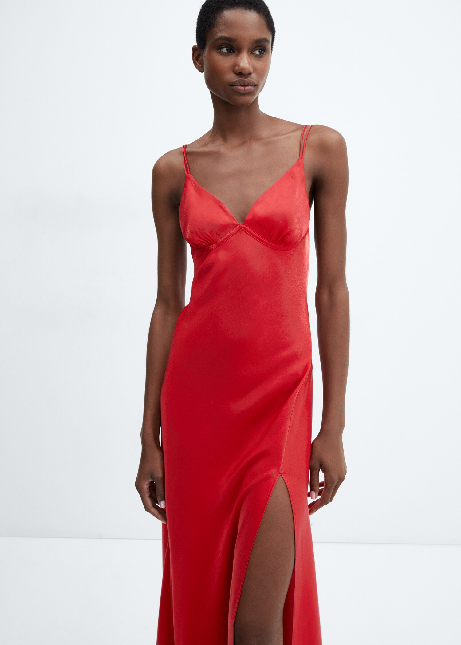Vestido lencero satinado - Plano medio