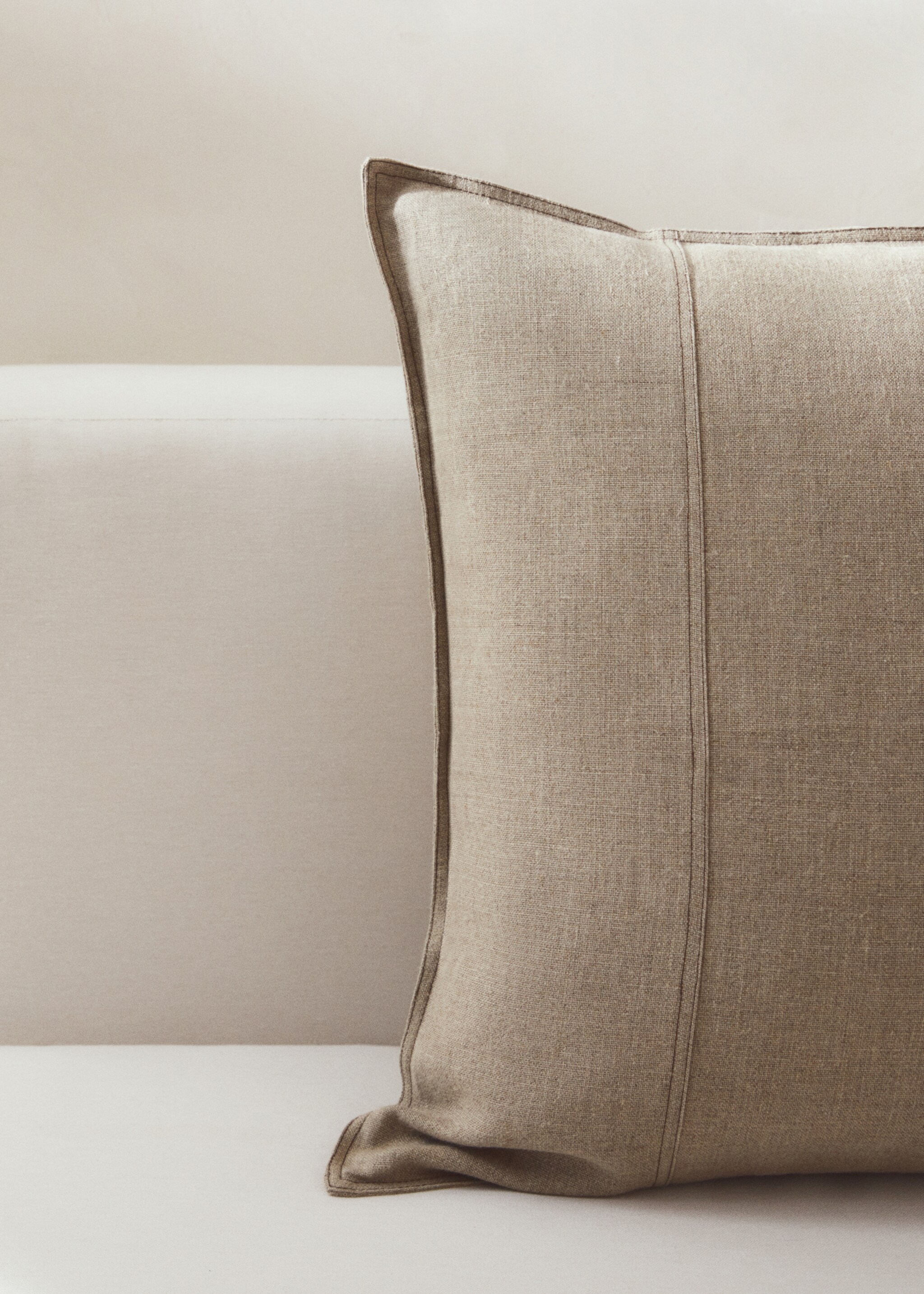 Linen stitched cushion cover 40x60cm - Details of the article 8