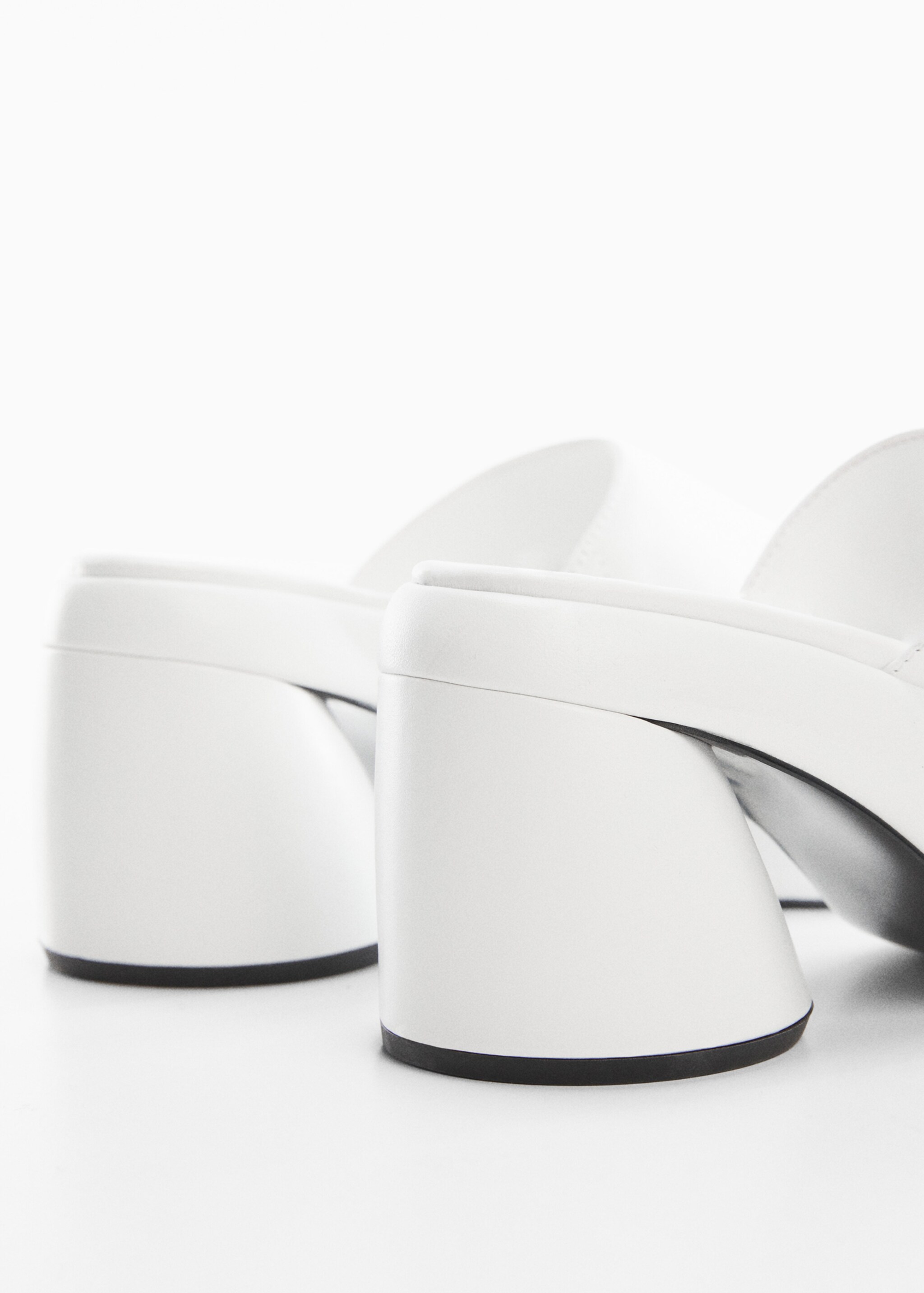 Leather block-heel sandals - Details of the article 1, White. Ref: 57093253-00.