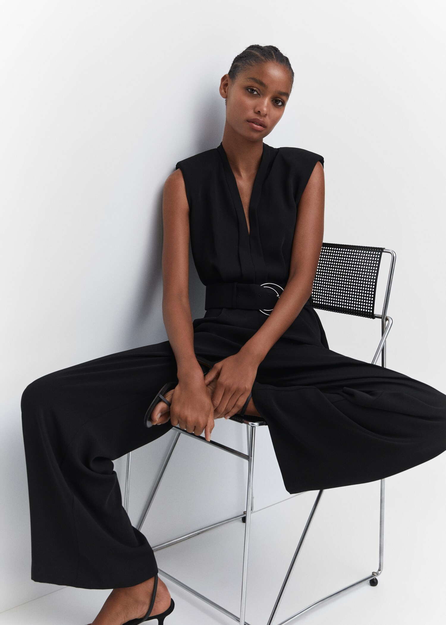 Belt long jumpsuit - Details of the article 2