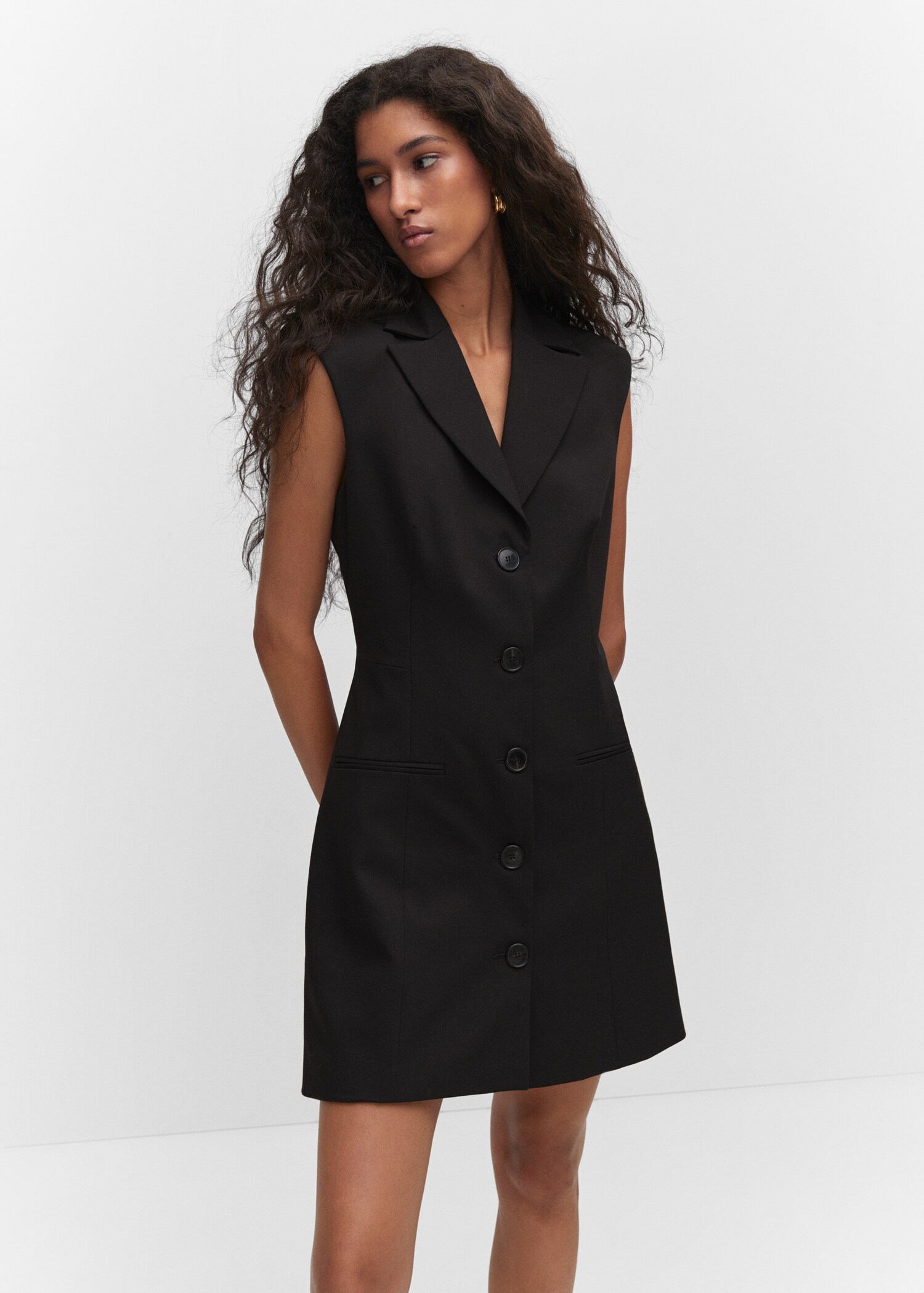 Vestido estilo chaleco botones - Plano medio