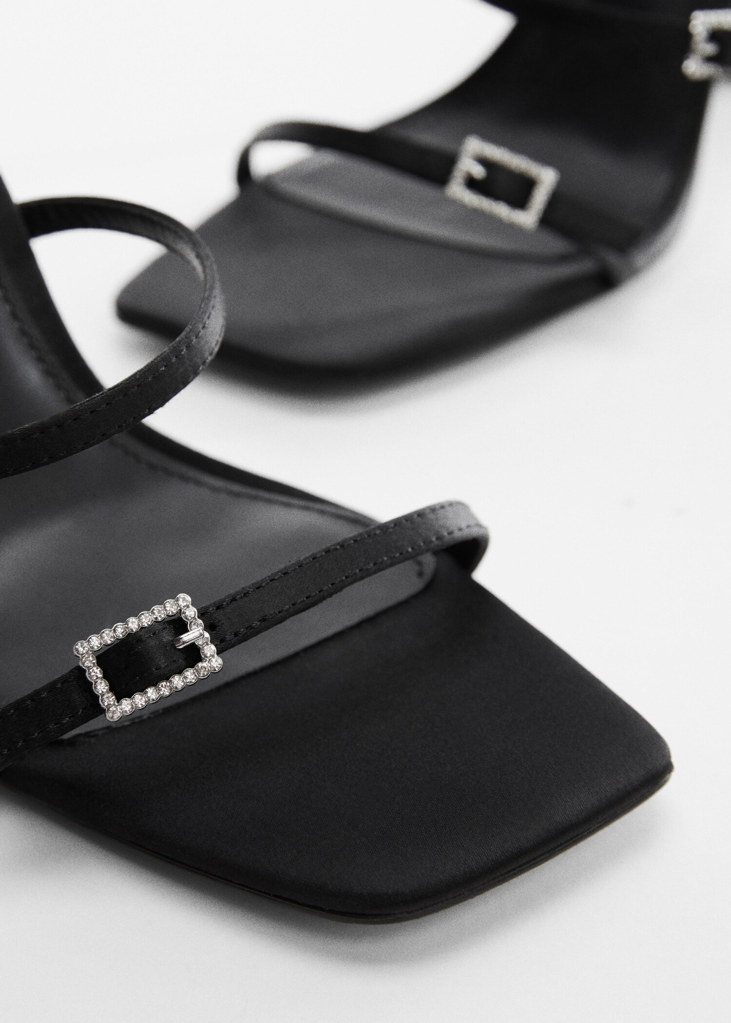 Sandals with rhinestone buckle detail - Details of the article 2