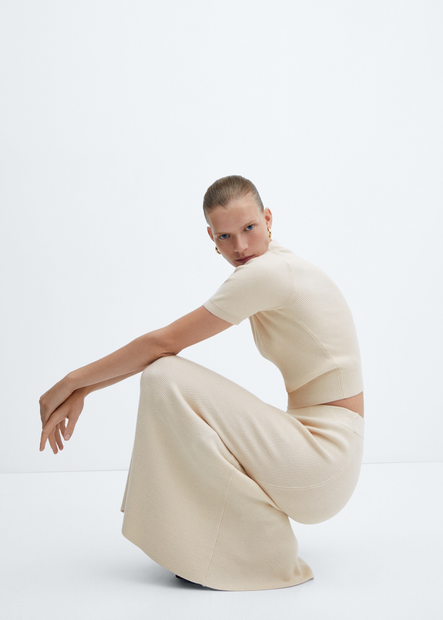 Ribbed midi skirt - Details of the article 1