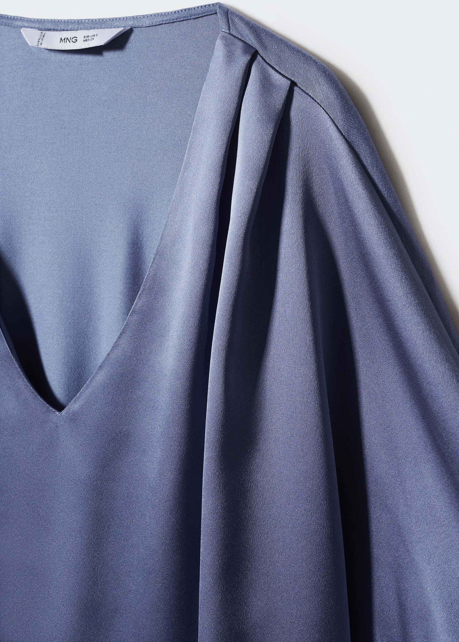 Blusa satinada manga corta - Detalle del artículo 8