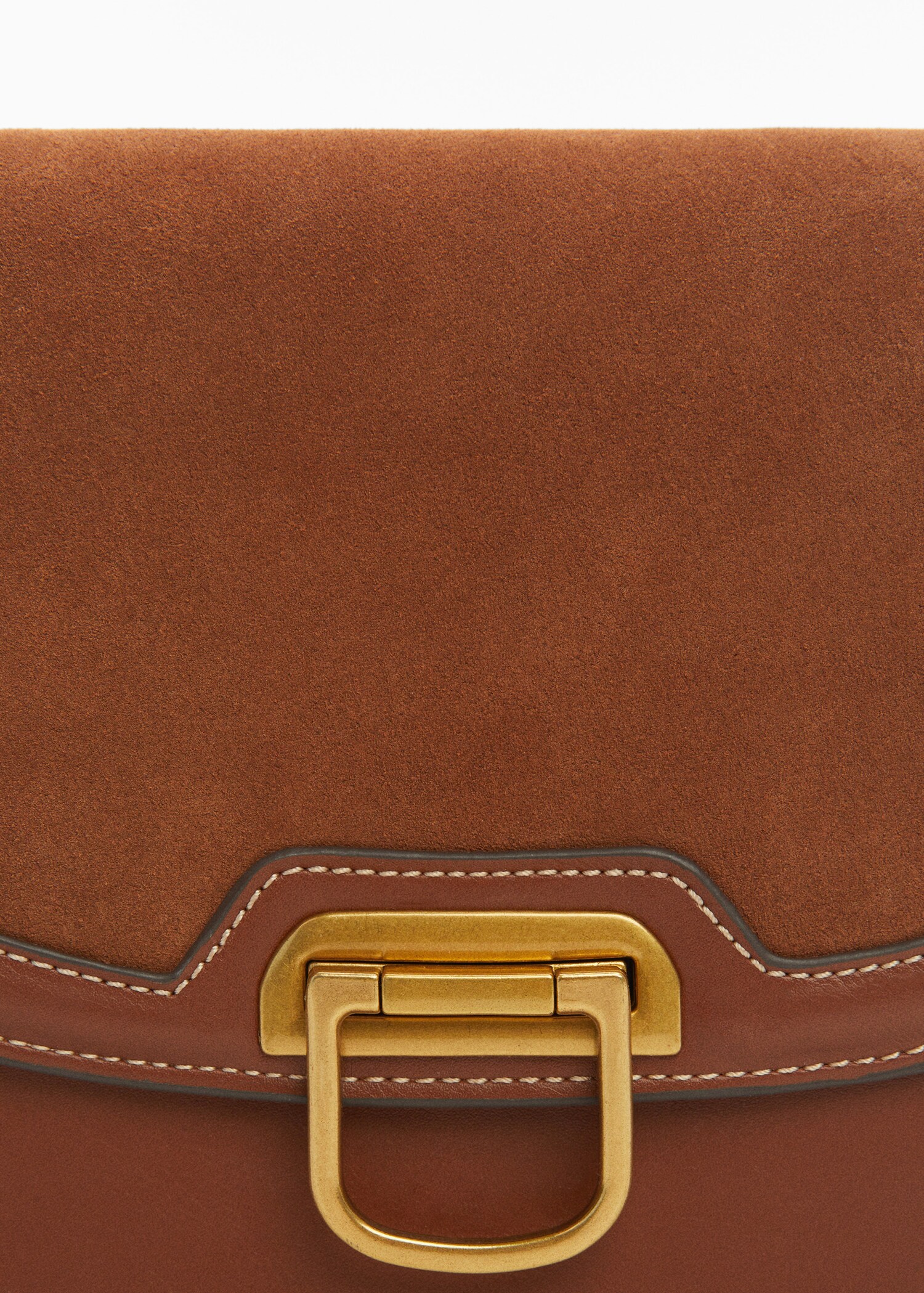 Shoulder bag with buckle - Details of the article 2