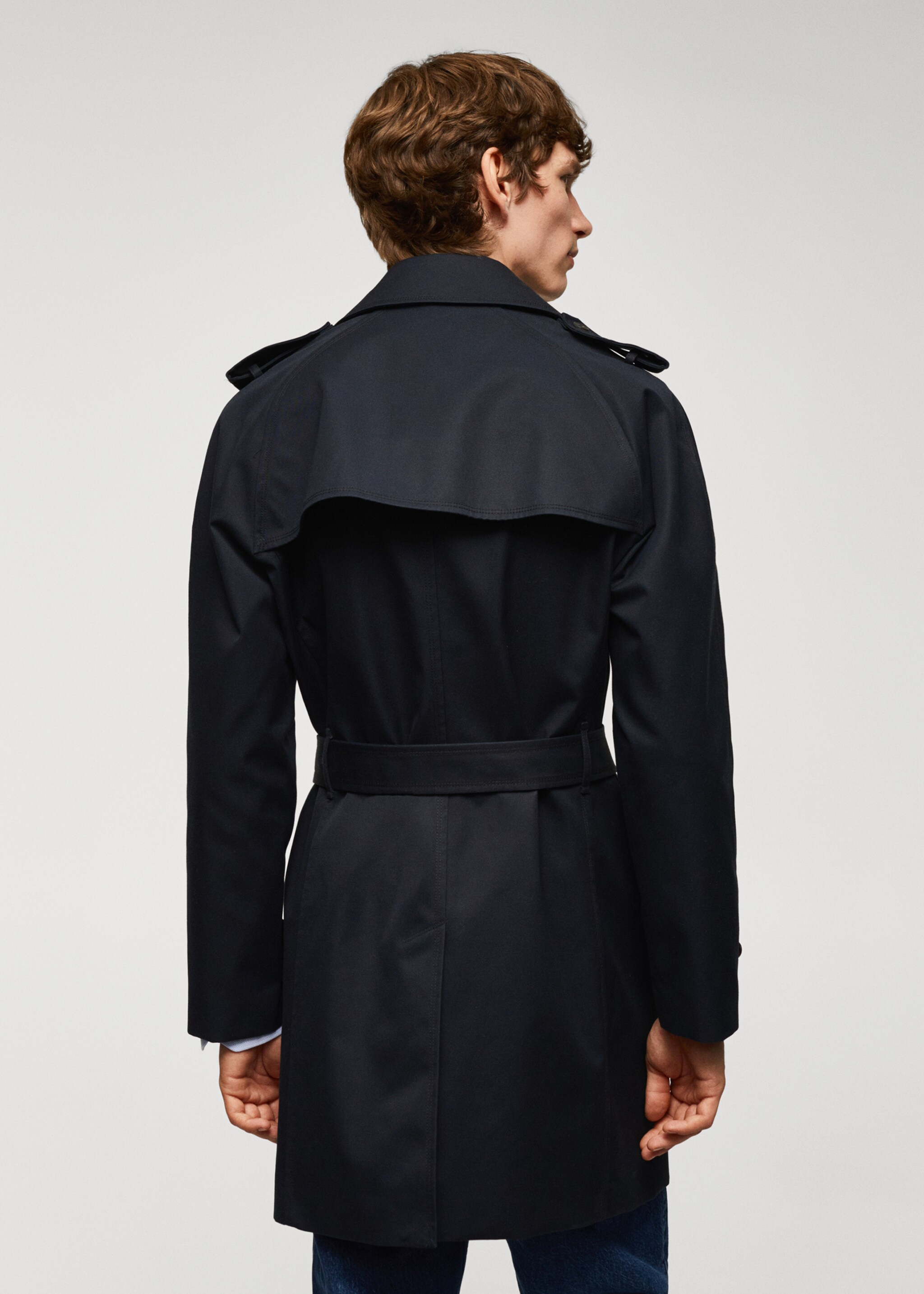 Classic water-repellent trench coat - Reverse of the article
