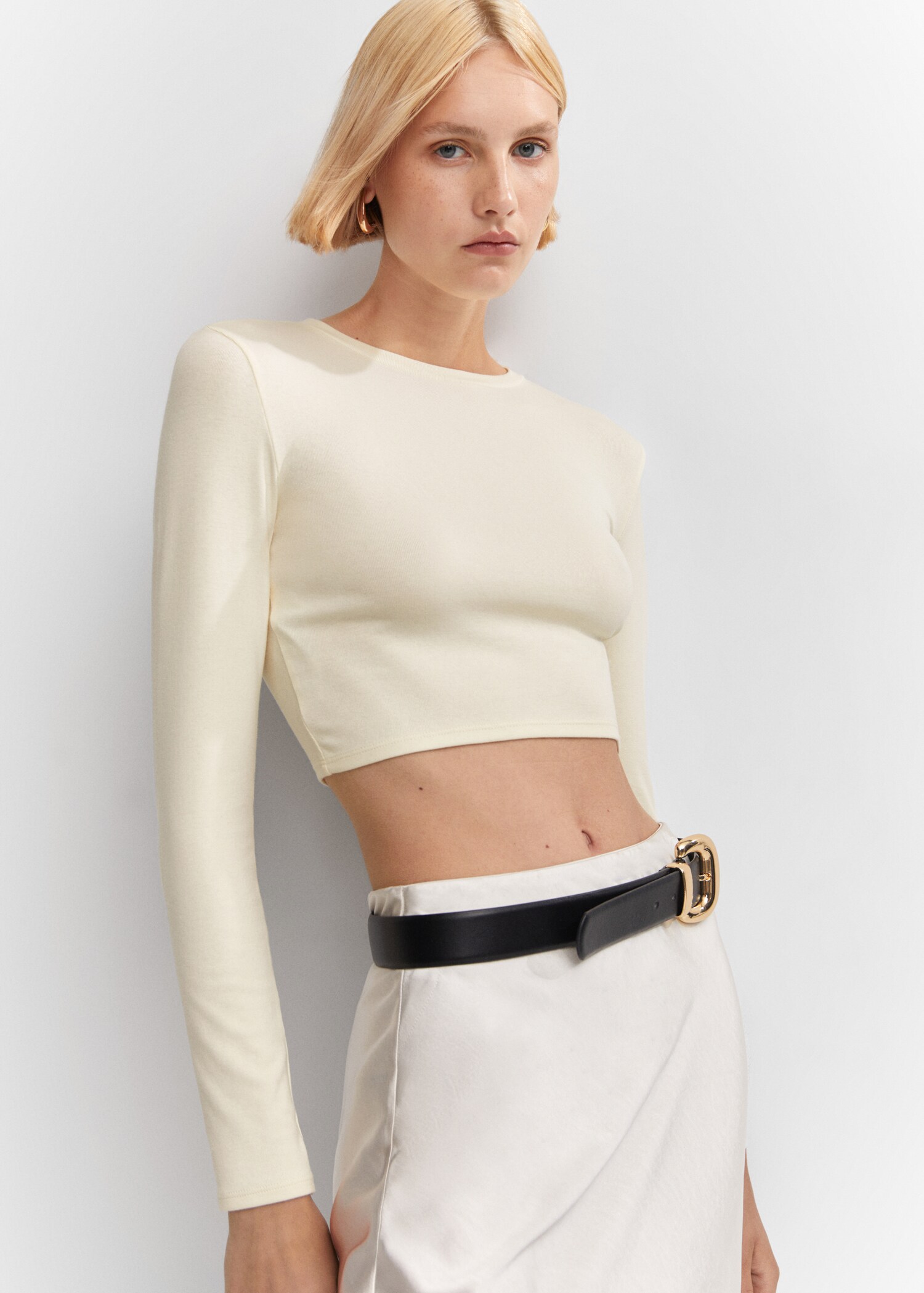Cropped modal t-shirt - Details of the article 2