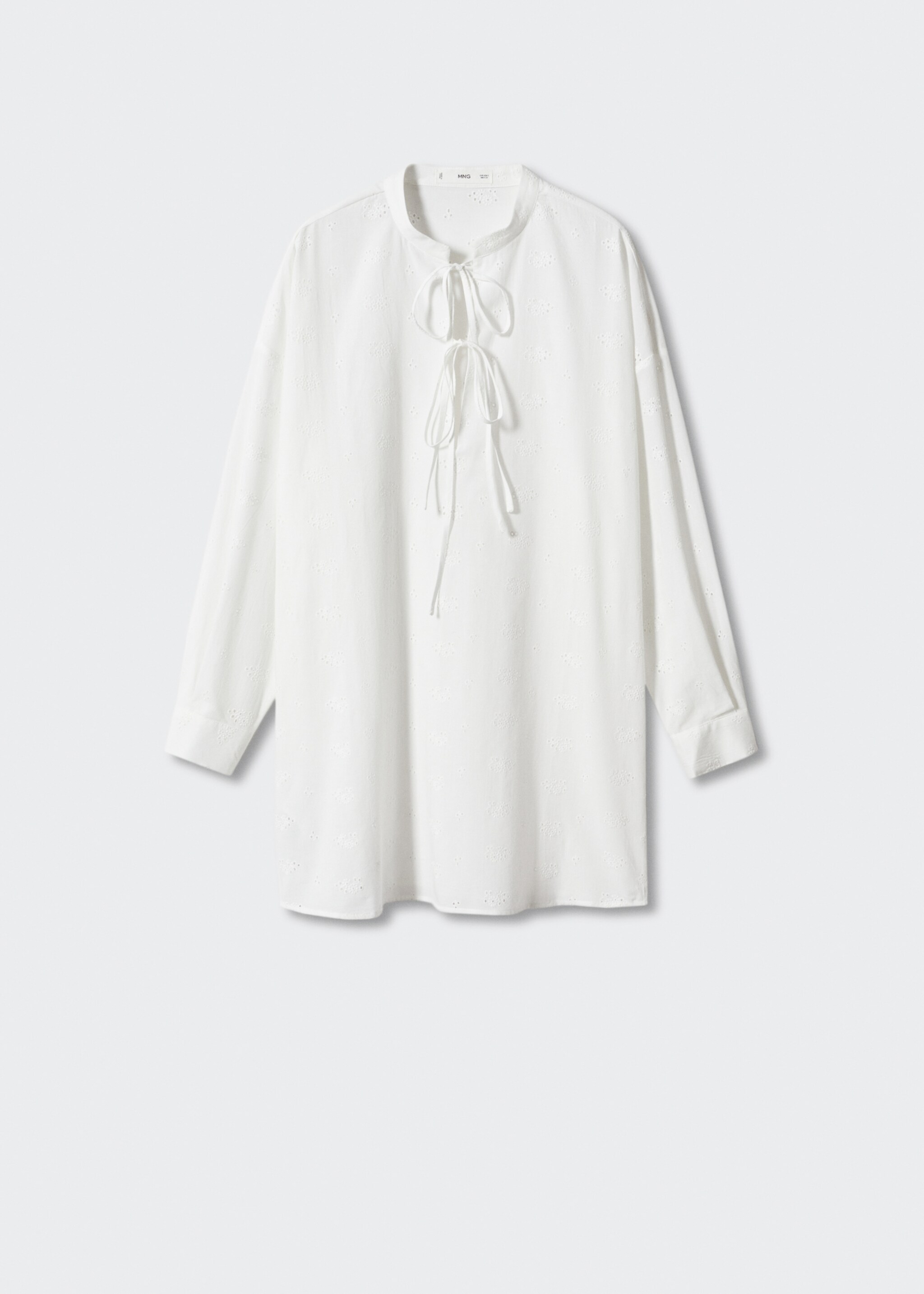 Chemise de nuit coton détails ajourés - Article sans modèle, Blanc cassé. Ref: 57094429-00.