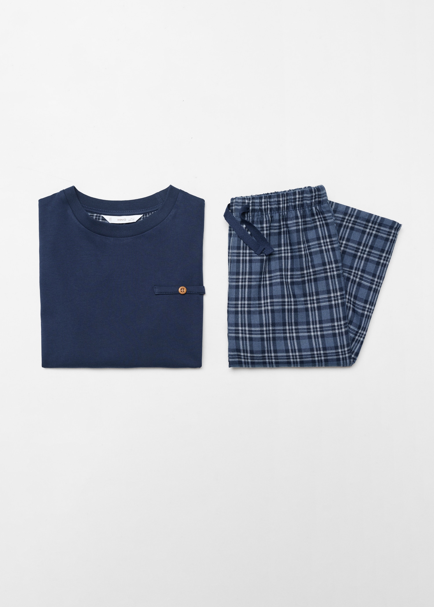 Two-pieces check long pyjamas - Details of the article 0