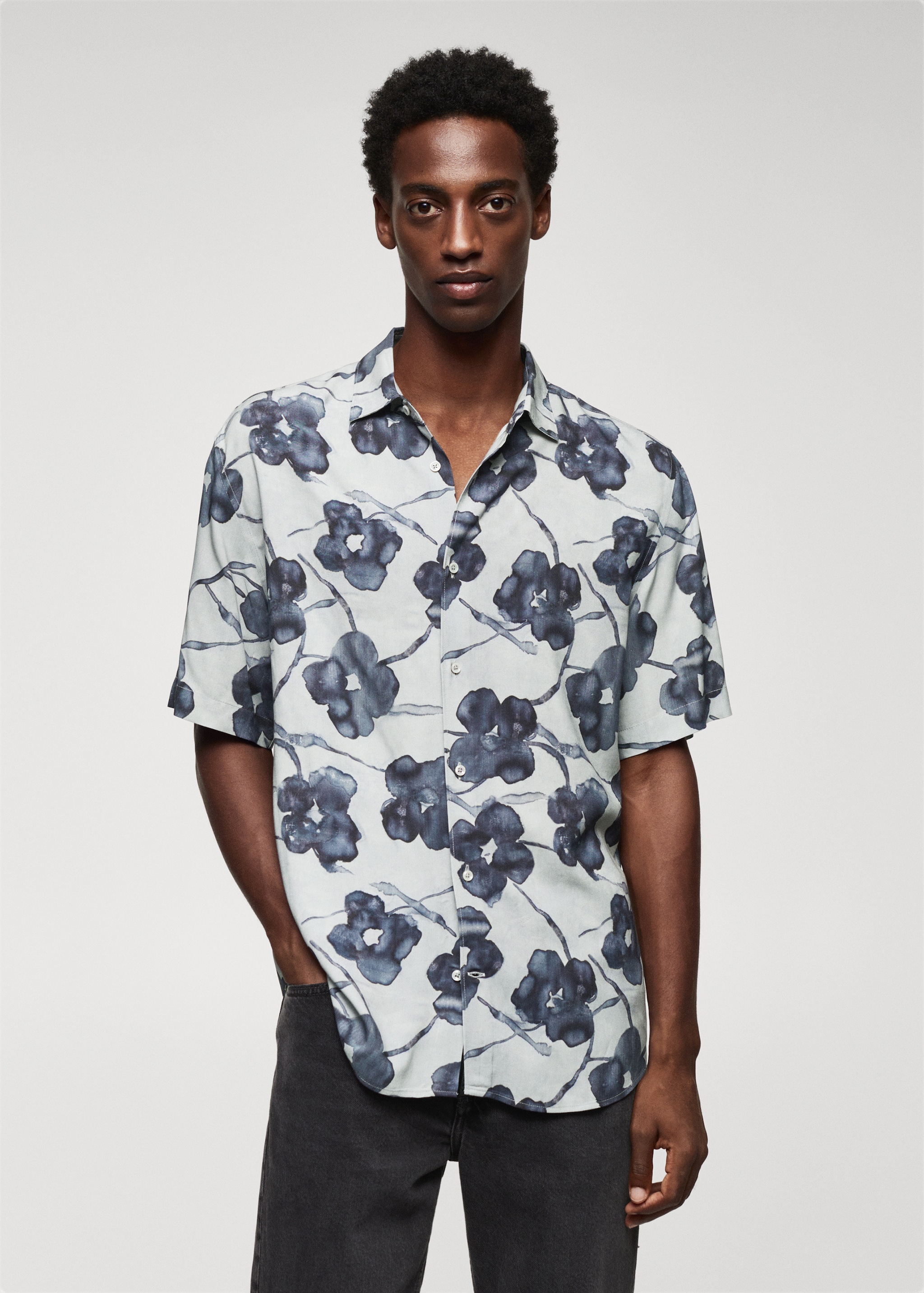 Flowy floral print shirt Men MANGO OUTLET Netherlands