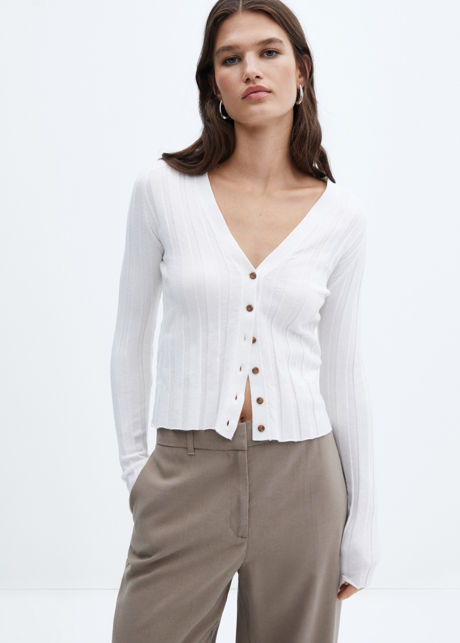 Buttoned ribbed cardigan - Medium plane