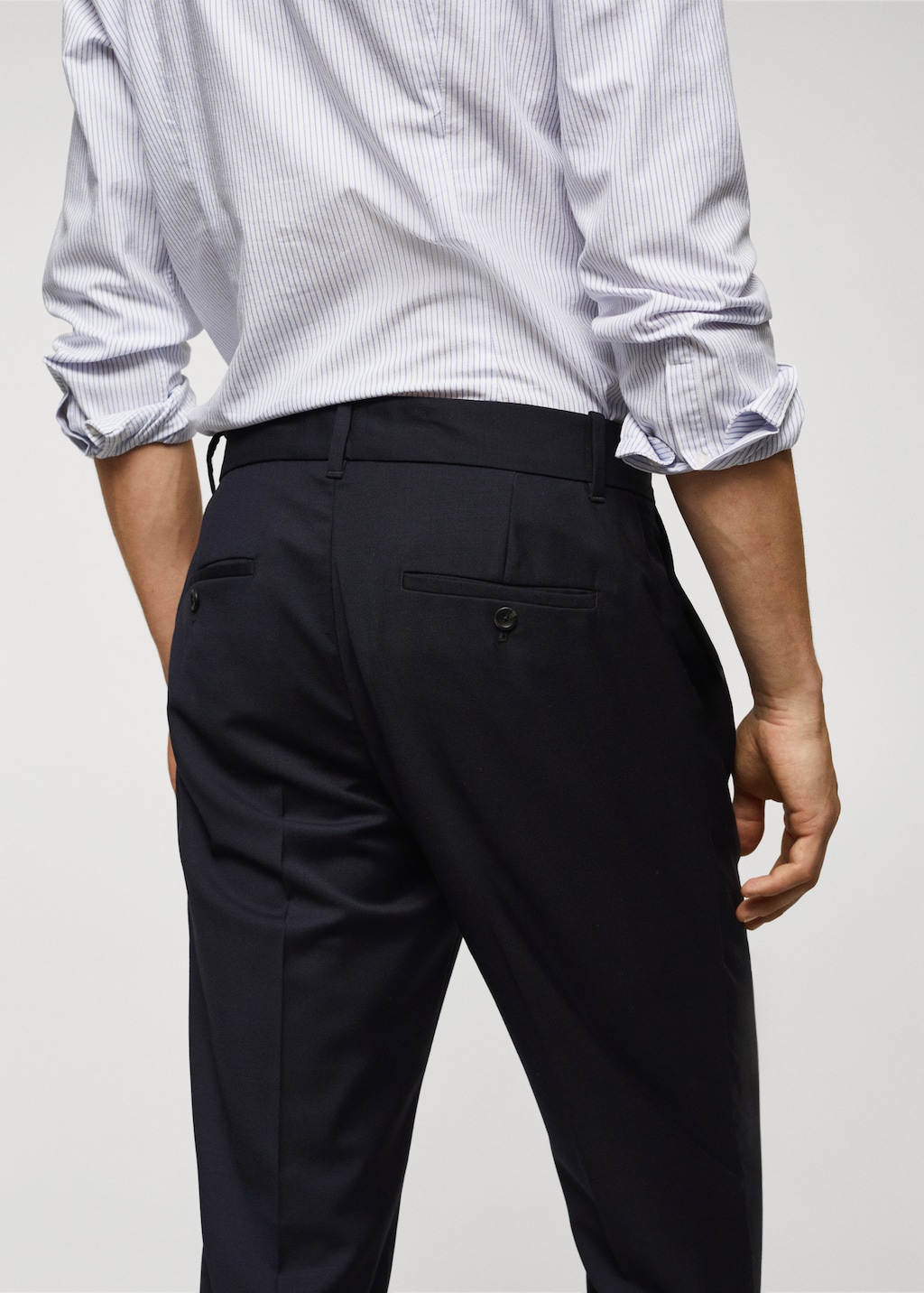 Virgin wool pleated trousers - Men | MANGO OUTLET USA Virgin wool pleated trousers - Men | MANGO OUTLET USA