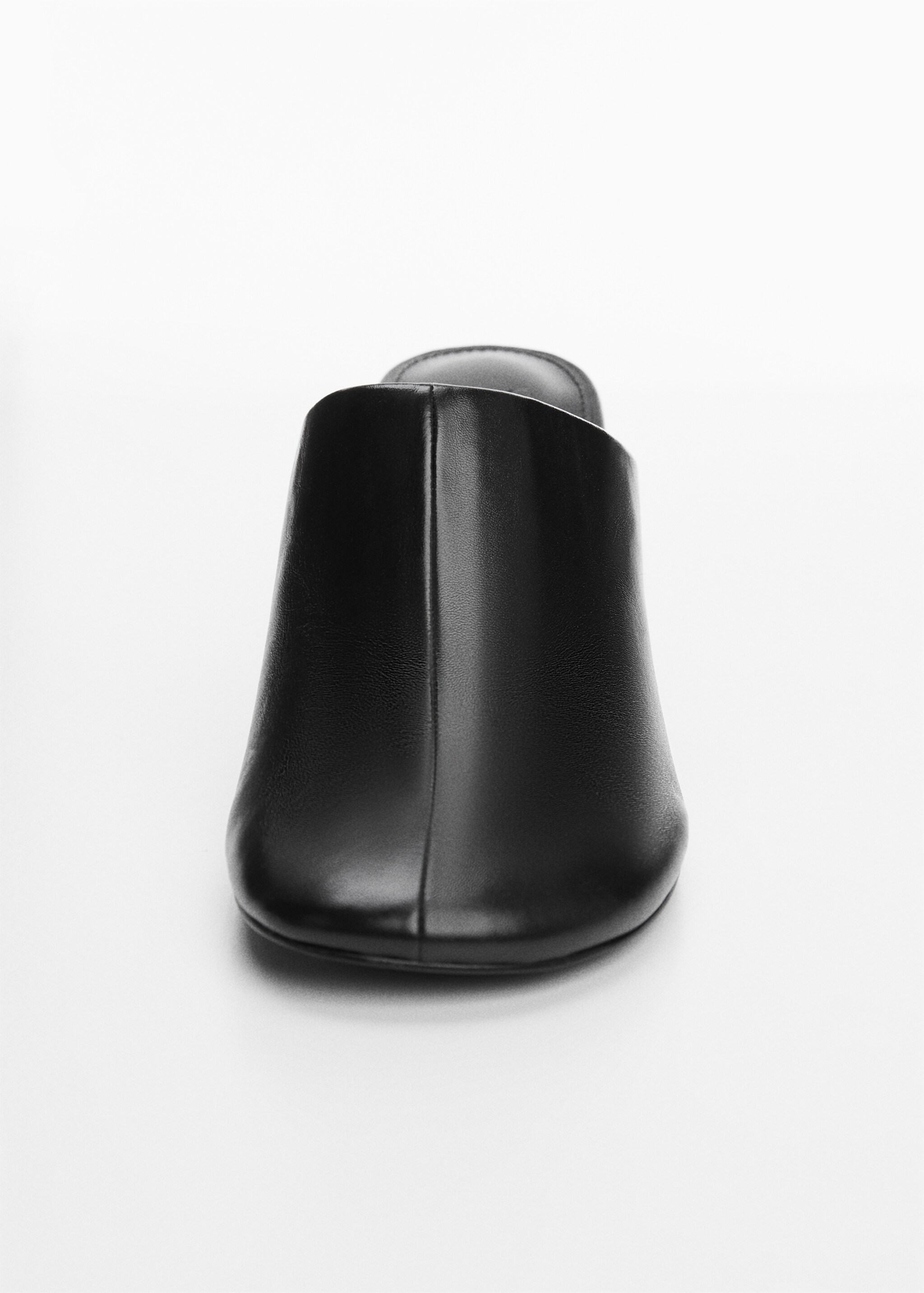 Sling back leather shoes - Details of the article 2, Black. Ref: 57095982-00.
