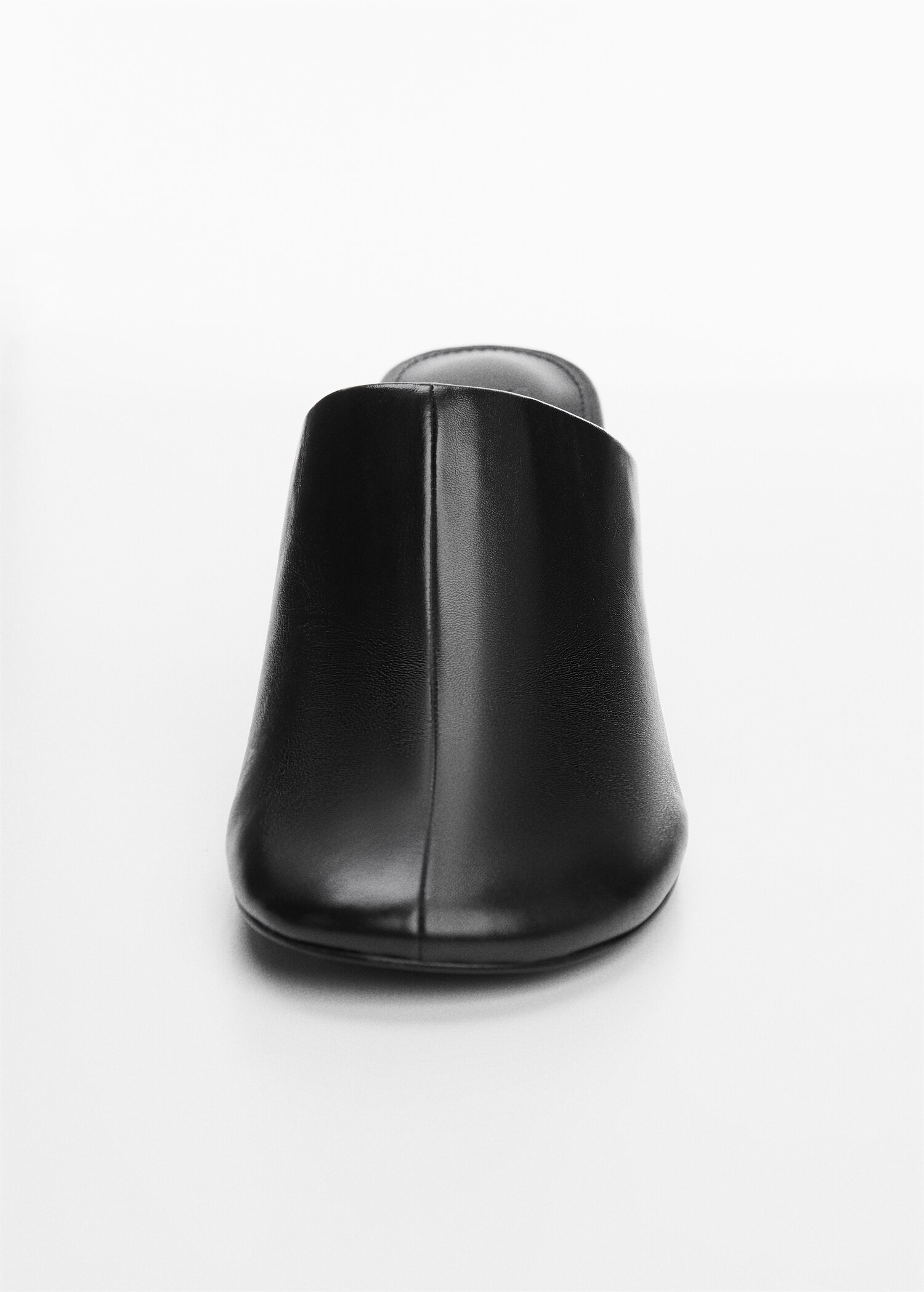 Sling back leather shoes - Details of the article 2