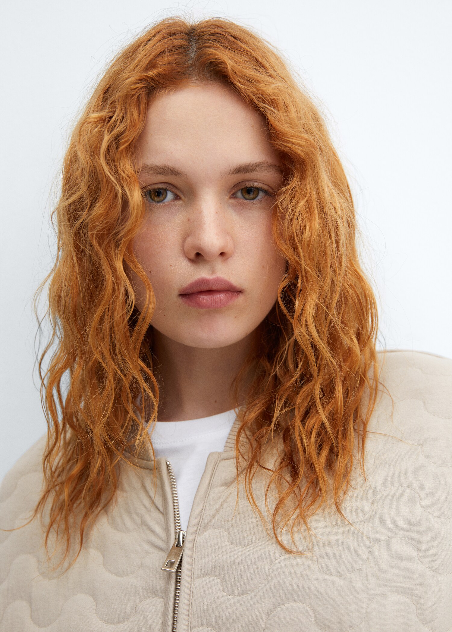 Quilted bomber jacket - Details of the article 1