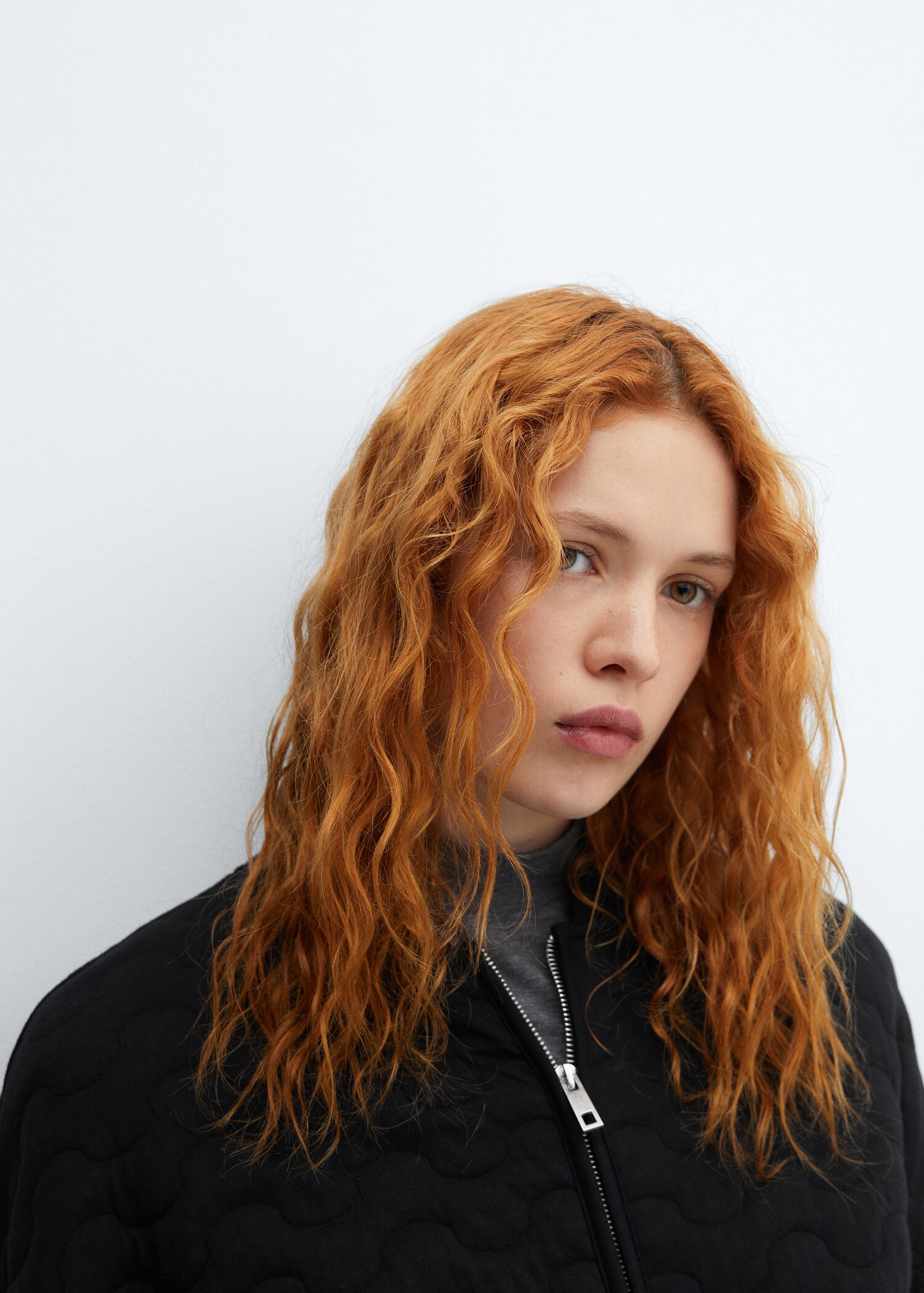 Quilted bomber jacket - Details of the article 1