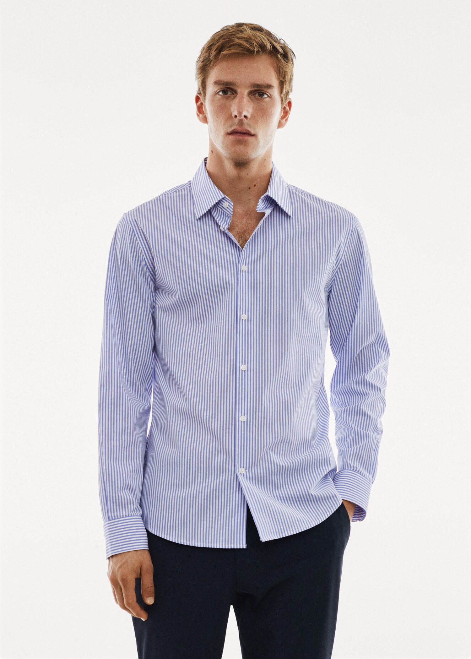 Camisa slim fit rayas tejido stretch - Plano medio