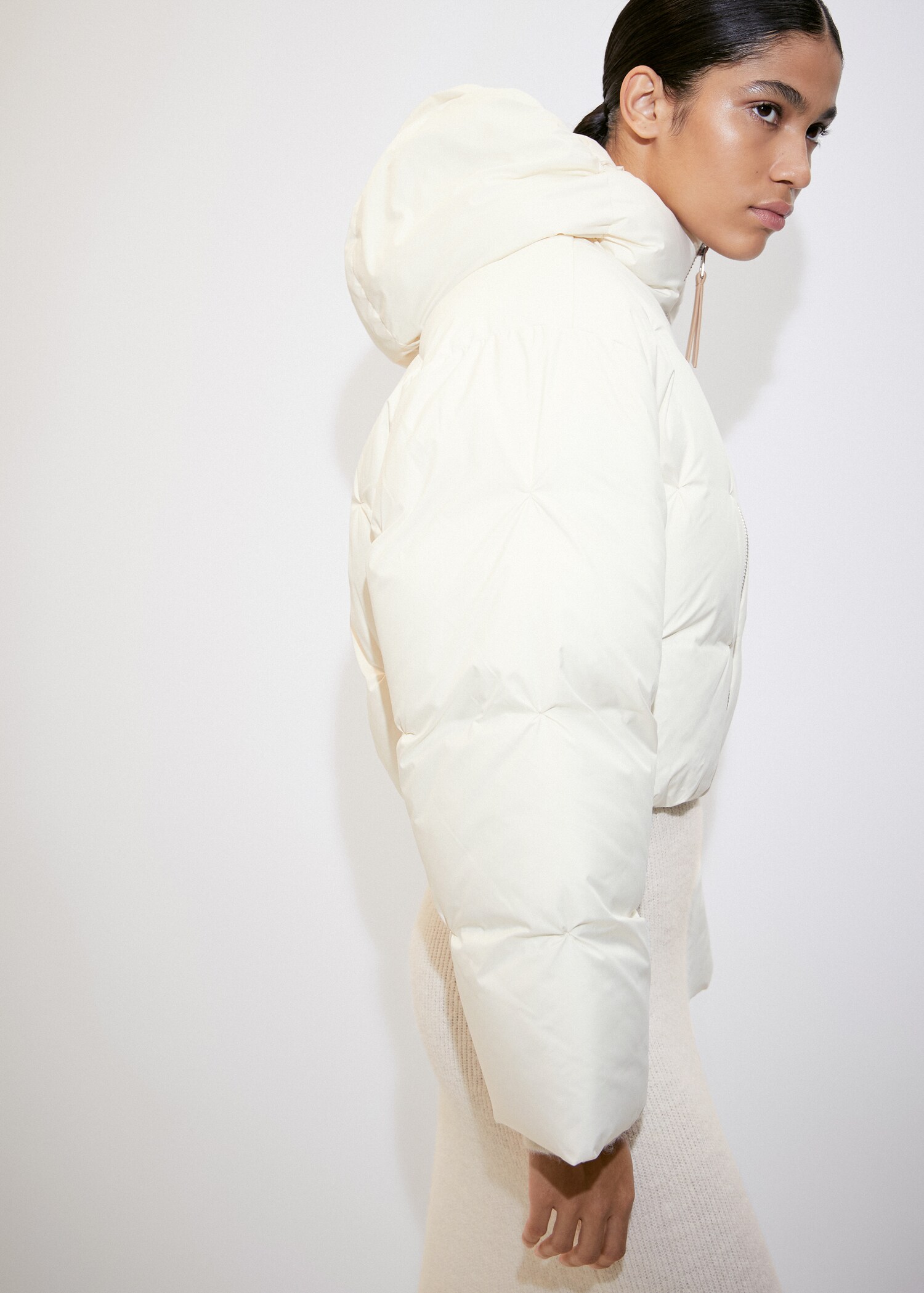 Anorak corto acolchado capucha - Detalle del artículo 6