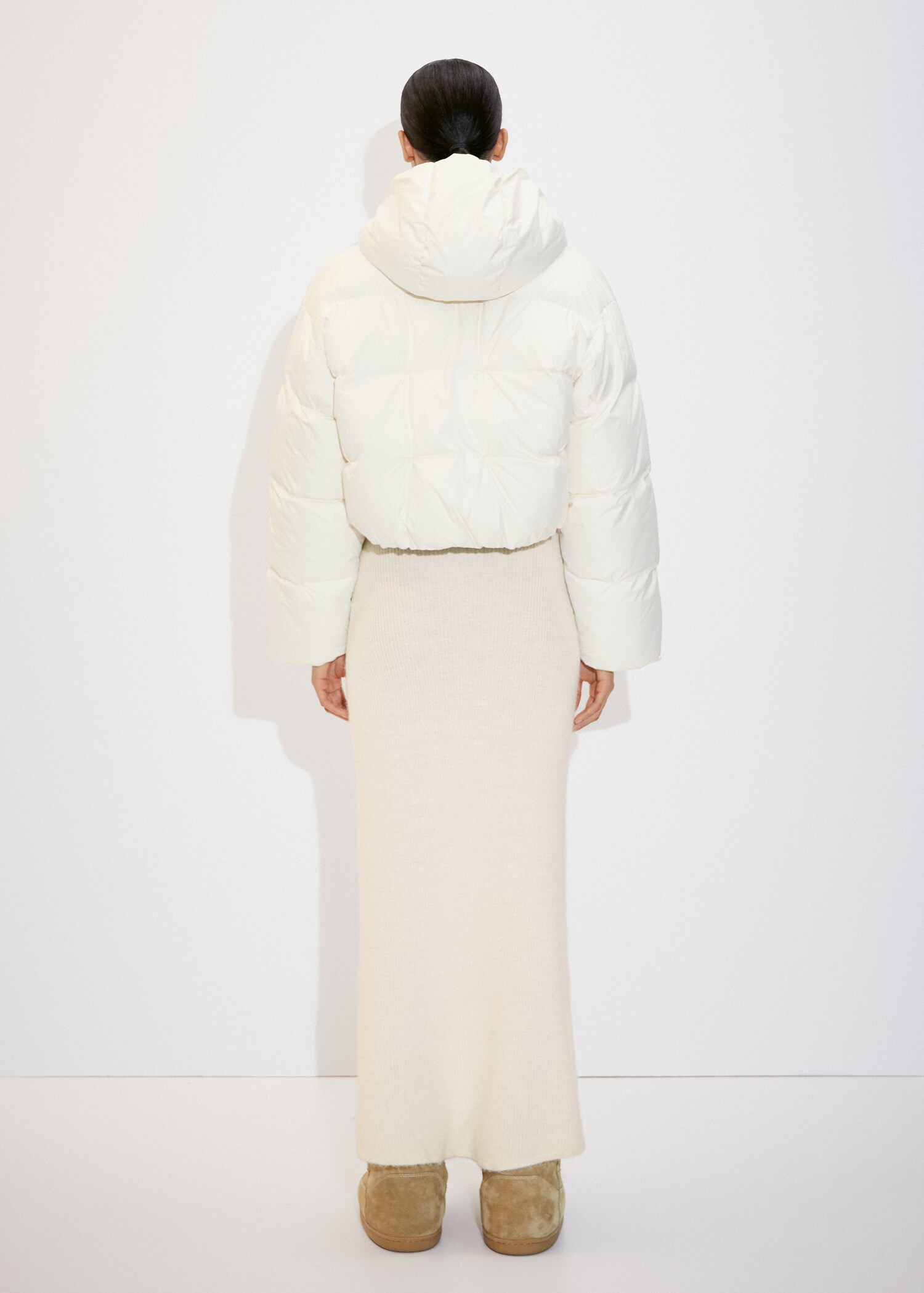 Anorak corto acolchado capucha - Reverso del artículo