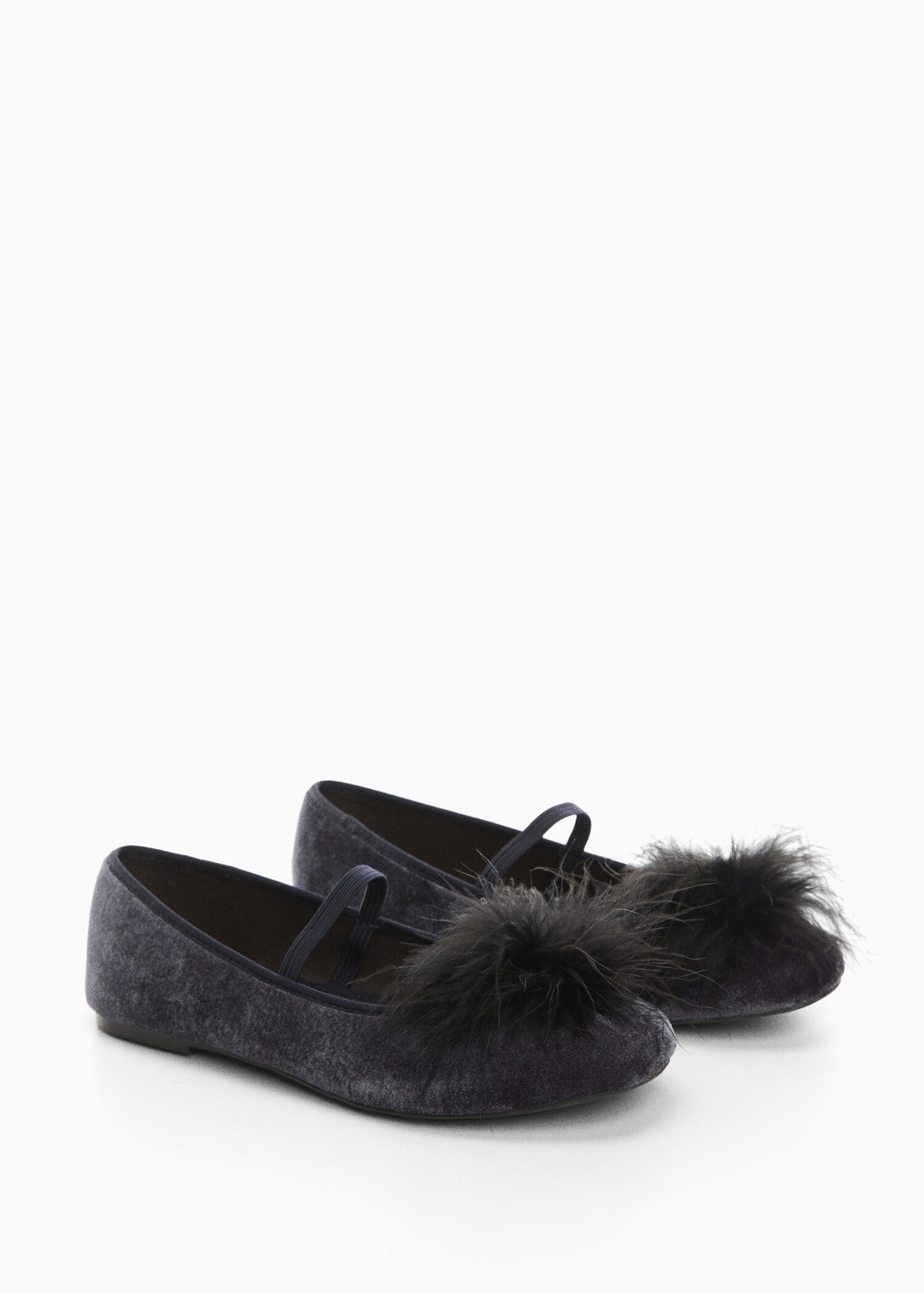 Samt-Ballerina mit Pompon - Mittlere Ansicht