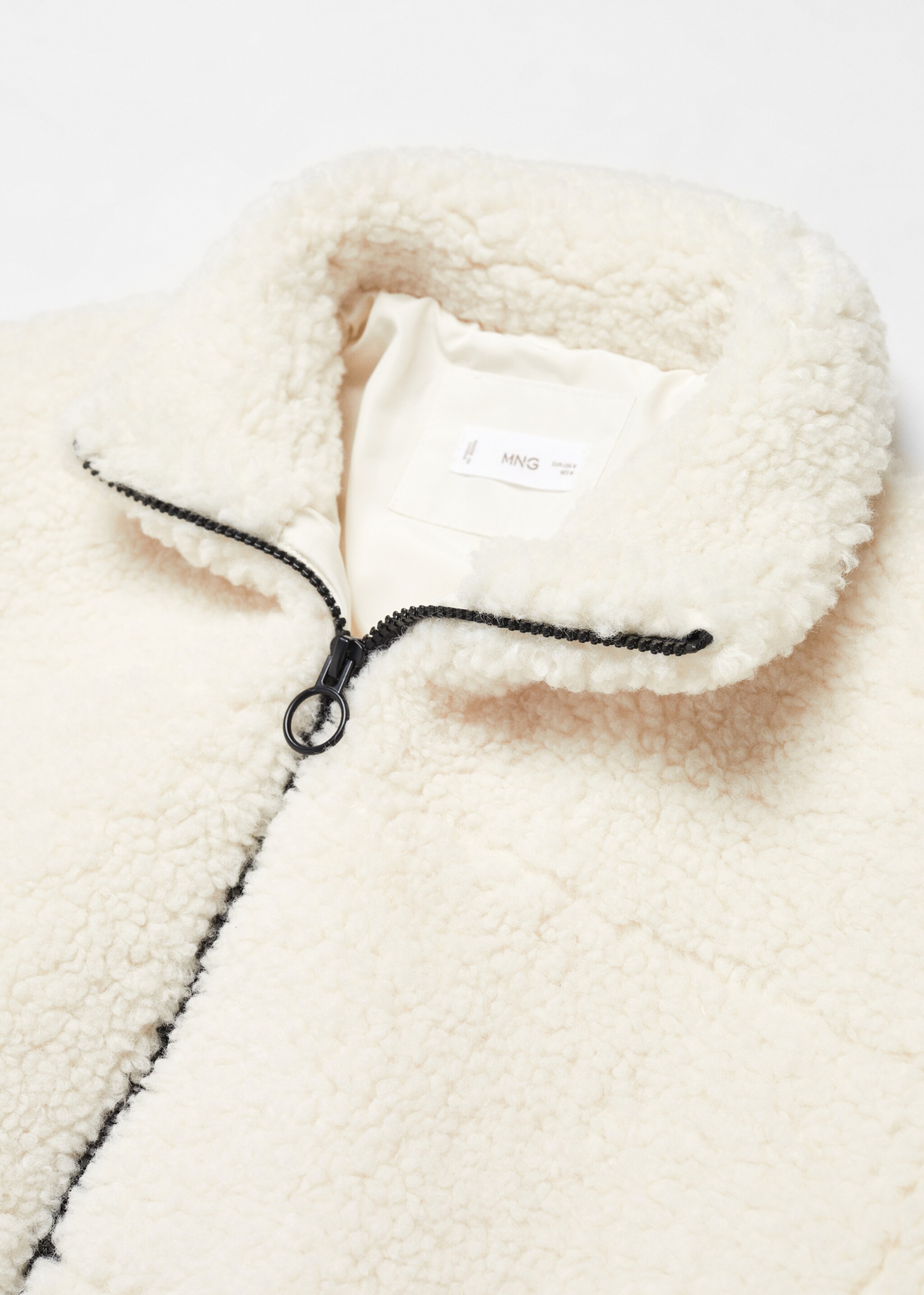 Cappotto collo pelliccia di pecora - Dettaglio dell'articolo 8