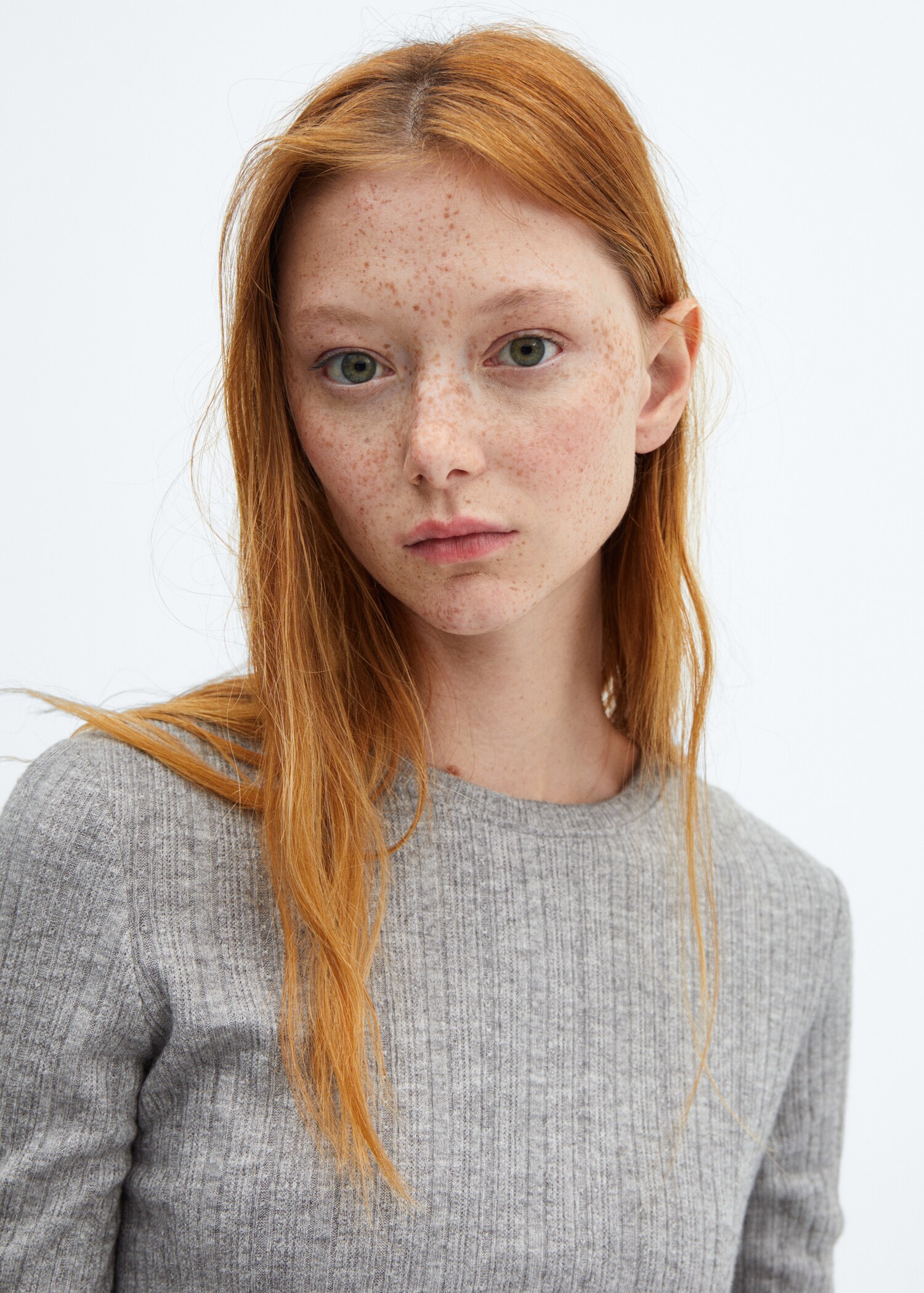 Long-sleeved knitted t-shirt - Details of the article 1