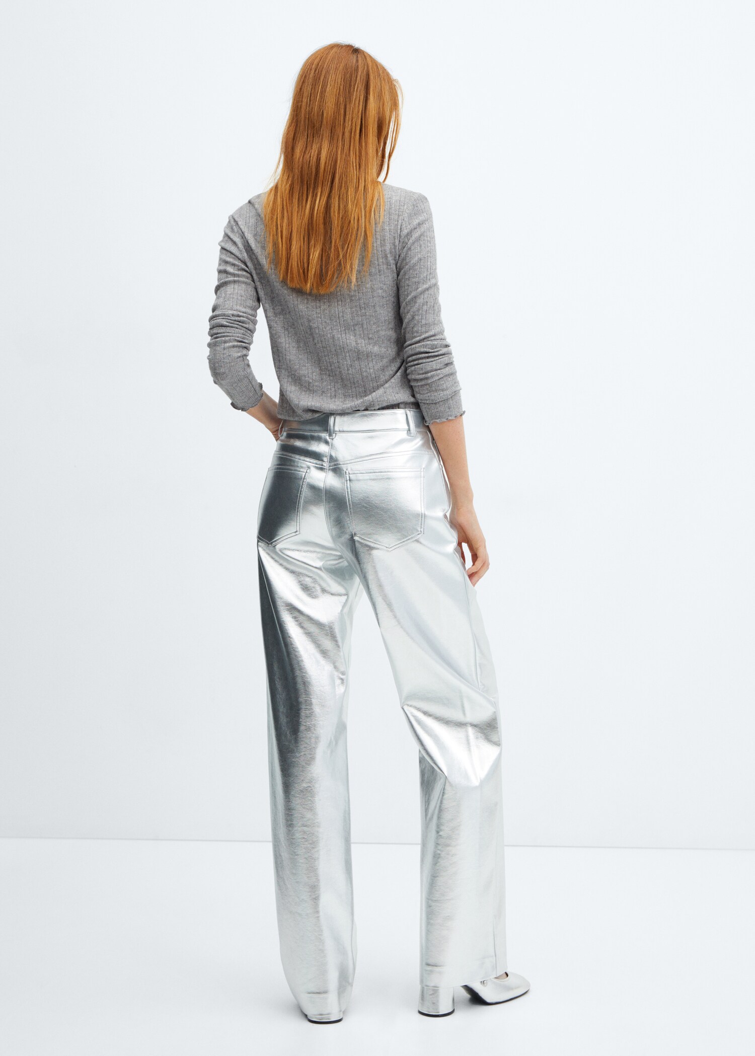 Long-sleeved knitted t-shirt - Reverse of the article