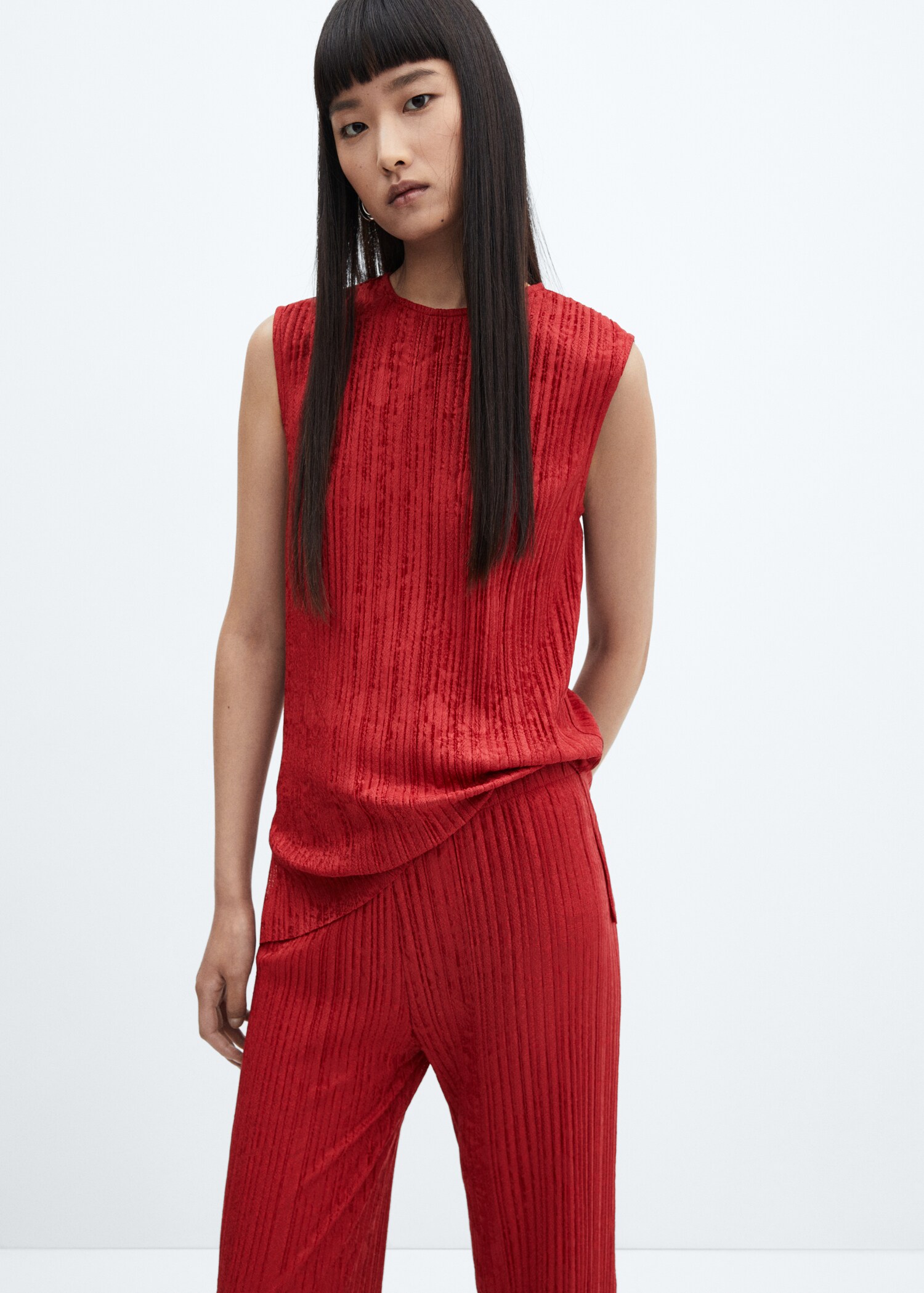Pleated straight trousers - Details of the article 1