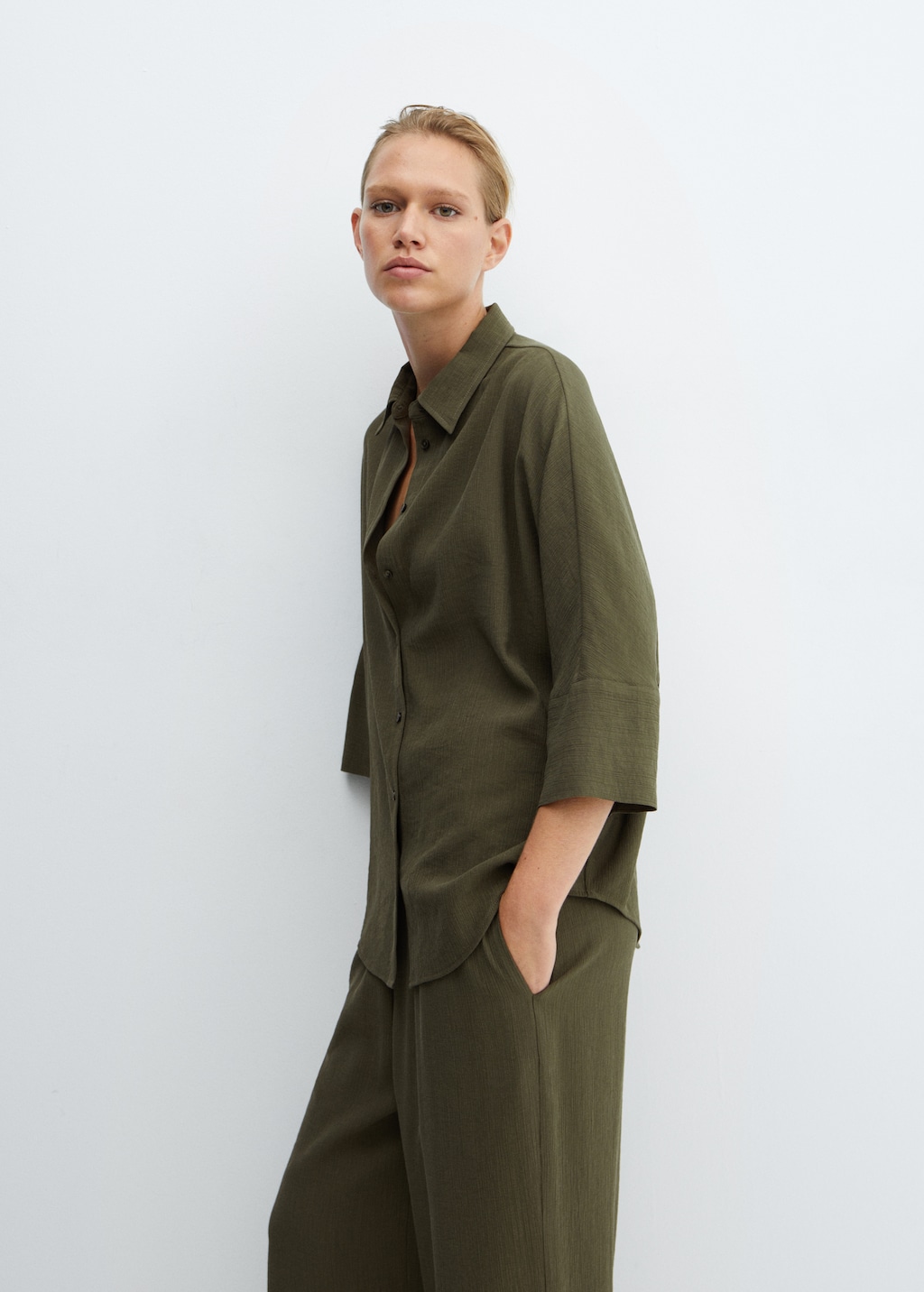 Oversize flowy shirt - Woman | MANGO OUTLET USA 