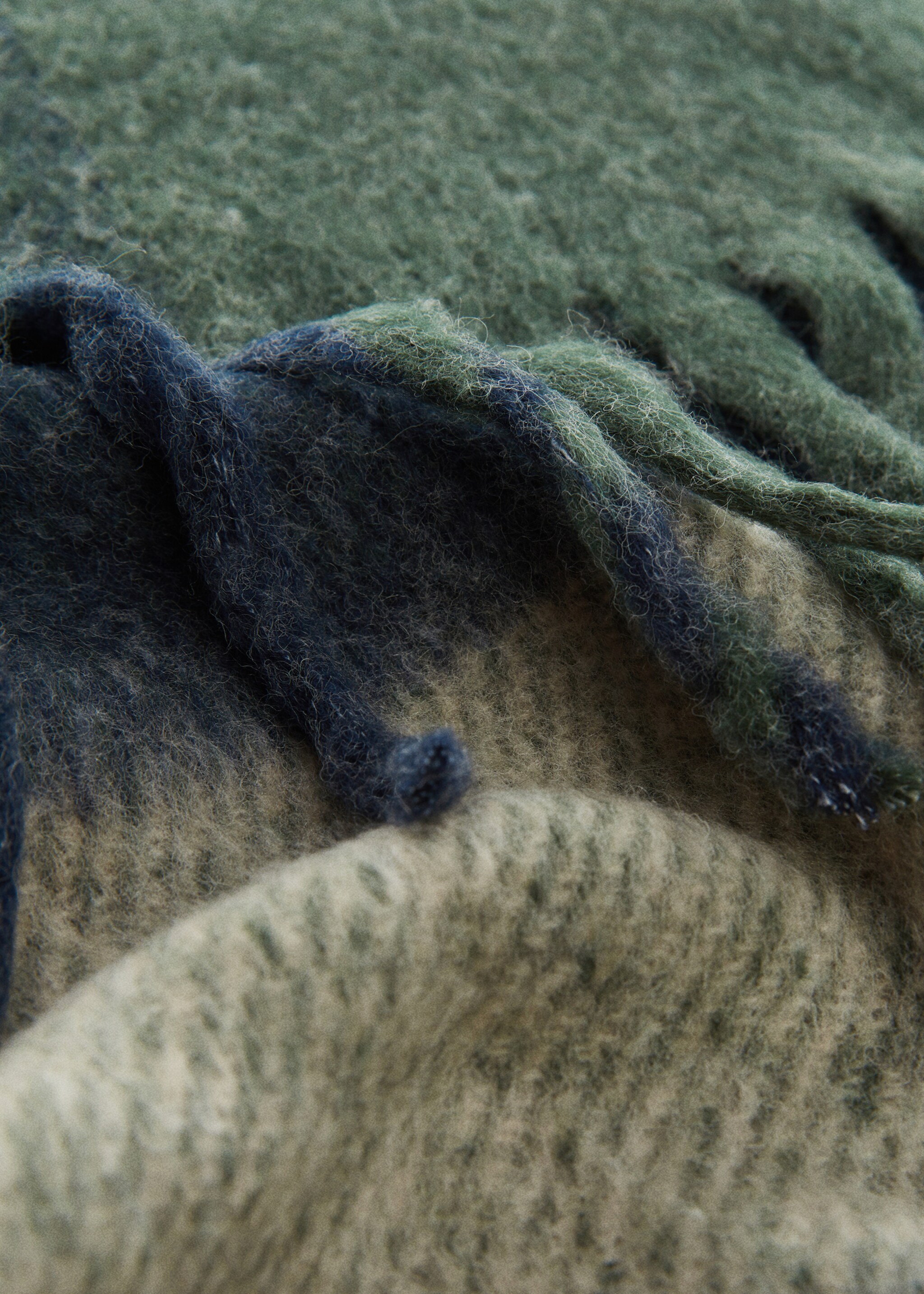 Woollen check scarf - Medium plane