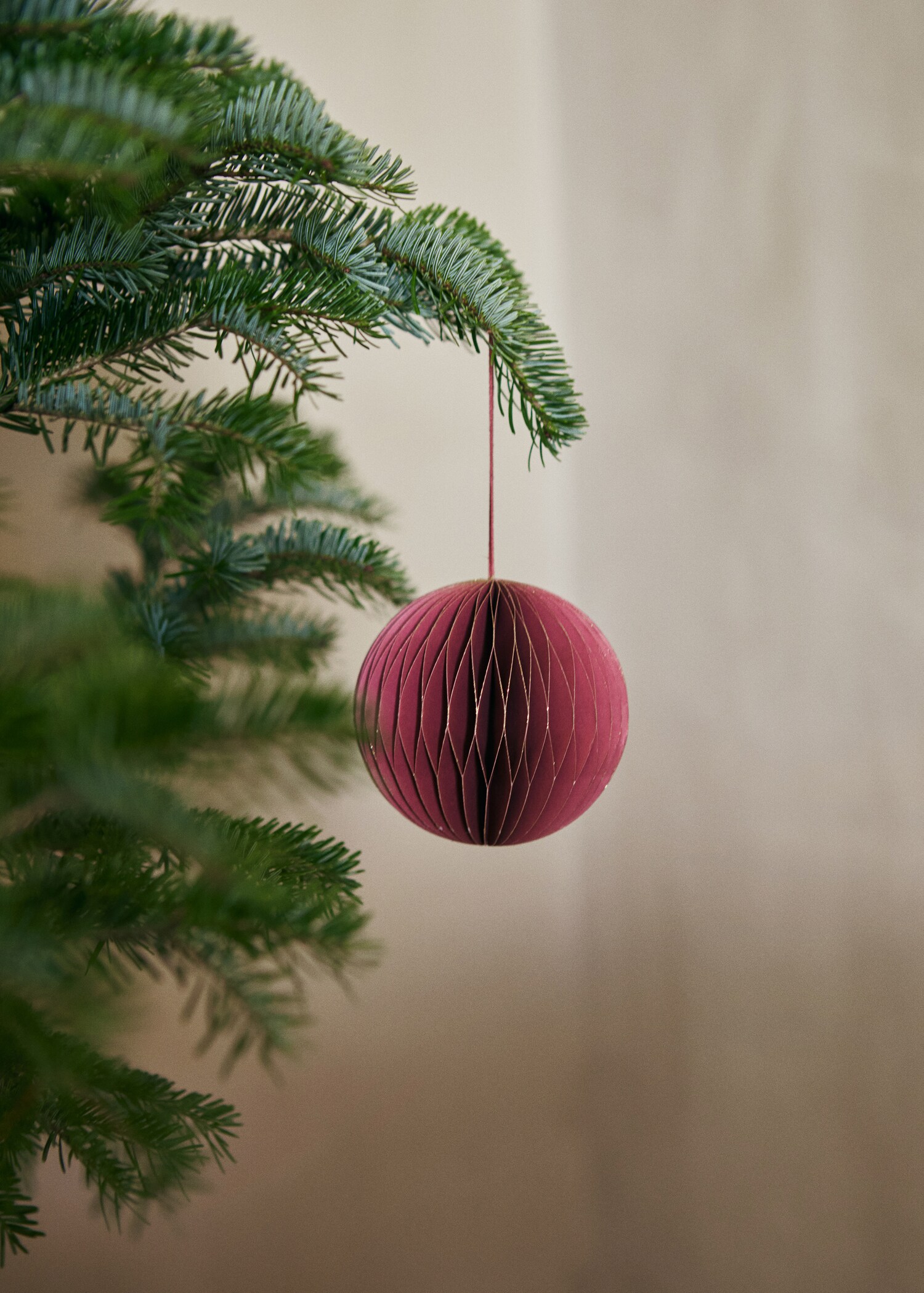 Christmas ball ornament - Details of the article 8