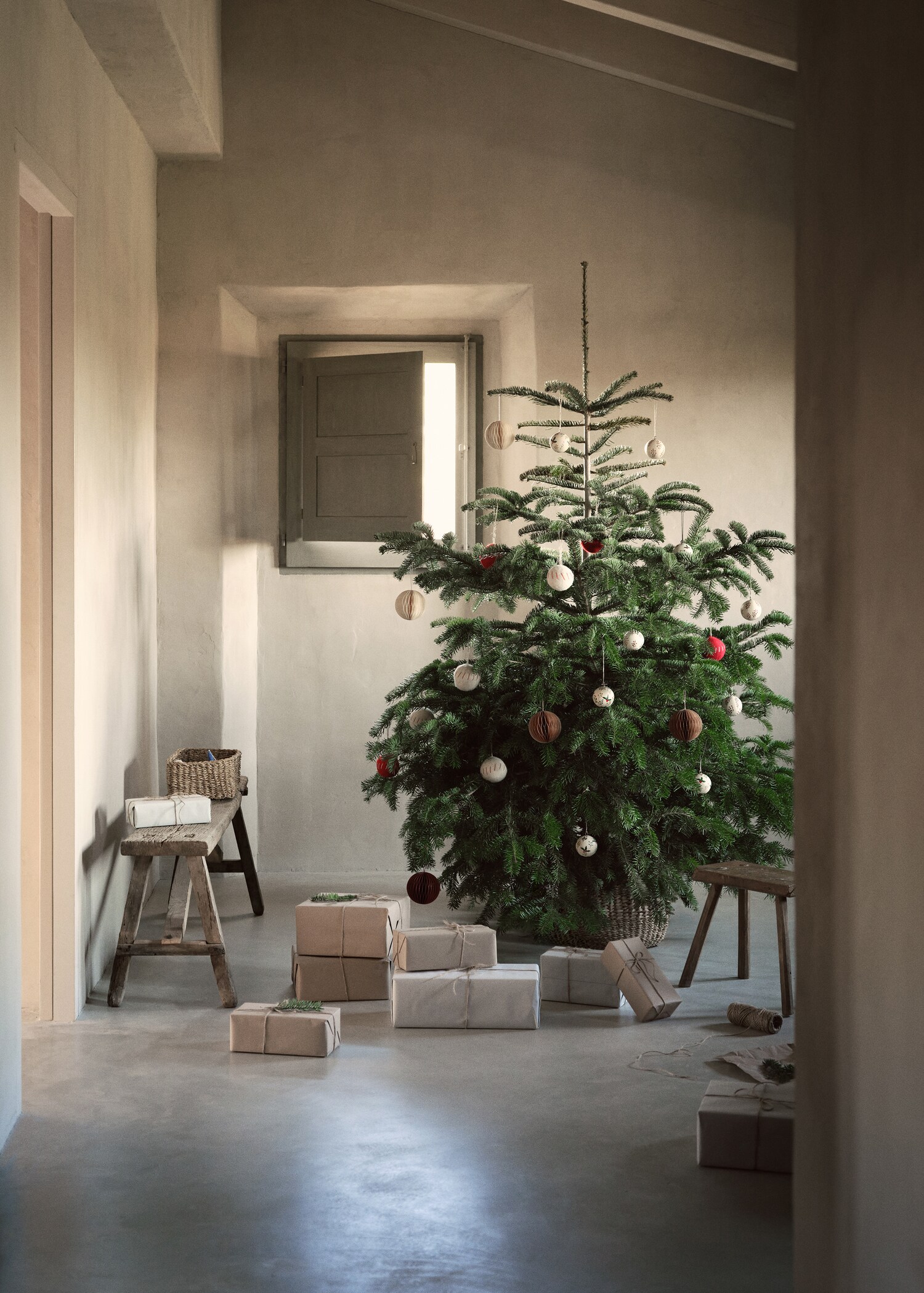 Christmas ball ornament - Details of the article 8