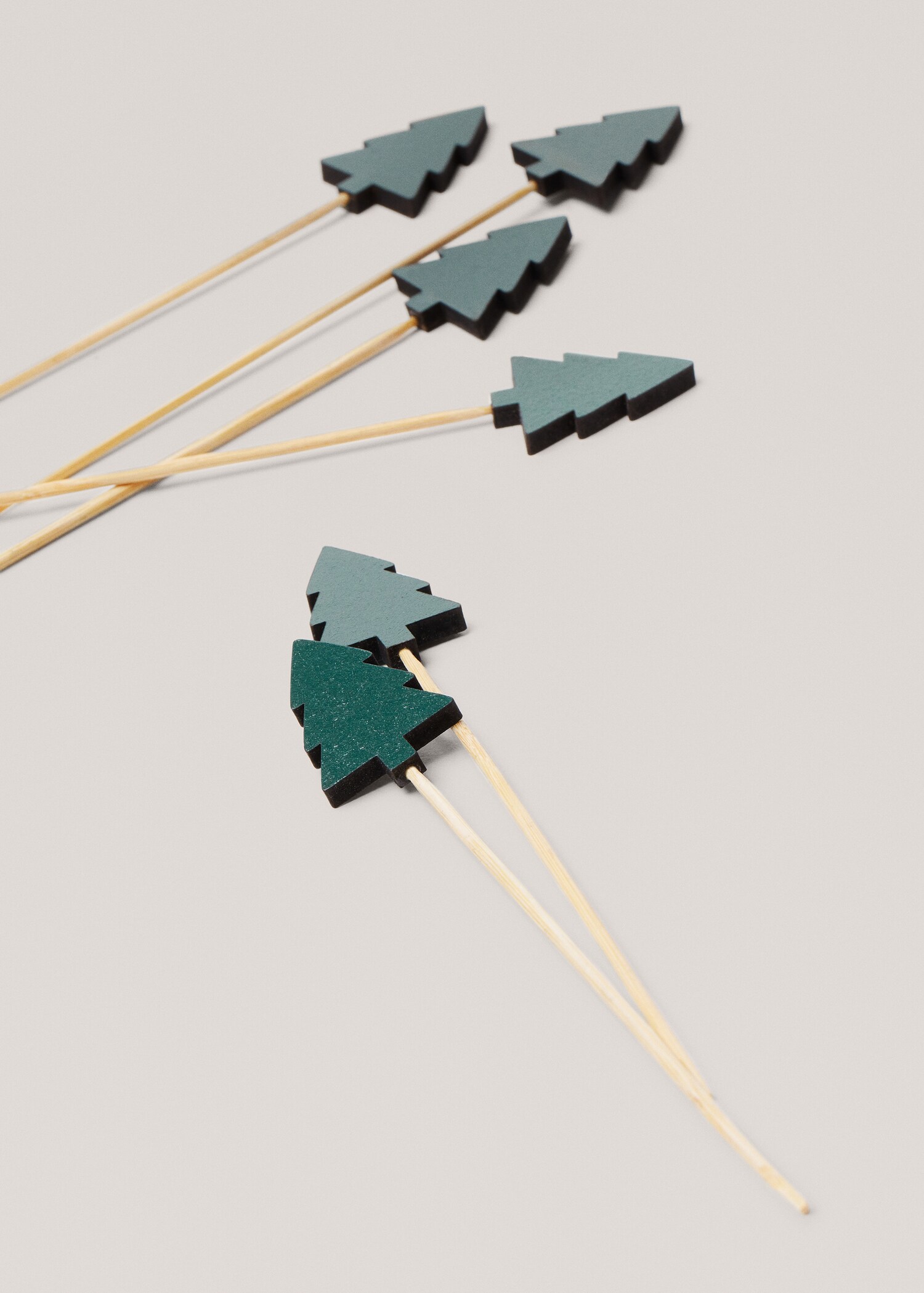 Tree sticks - Details of the article 1