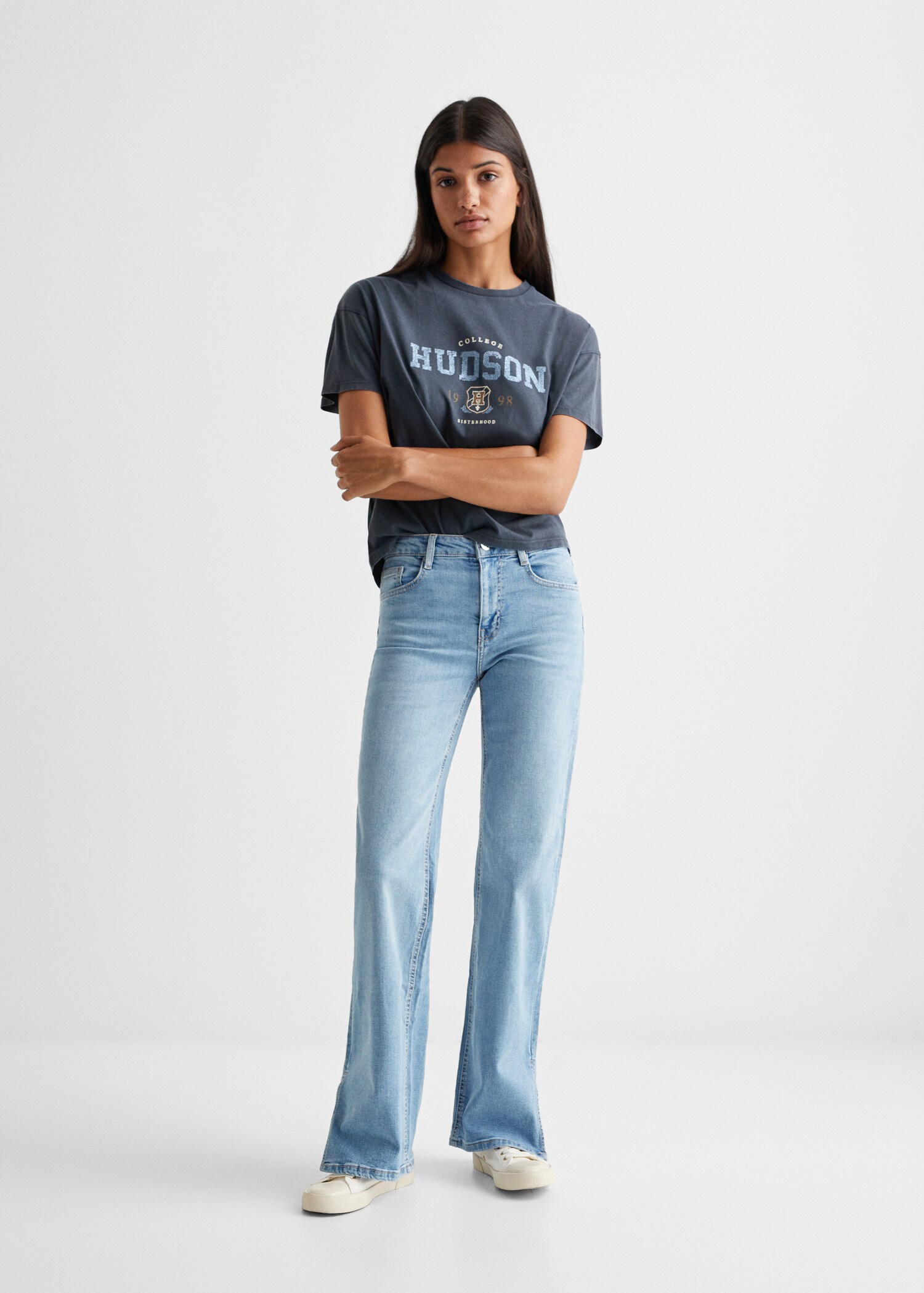 Flared jeans with opening - General plane