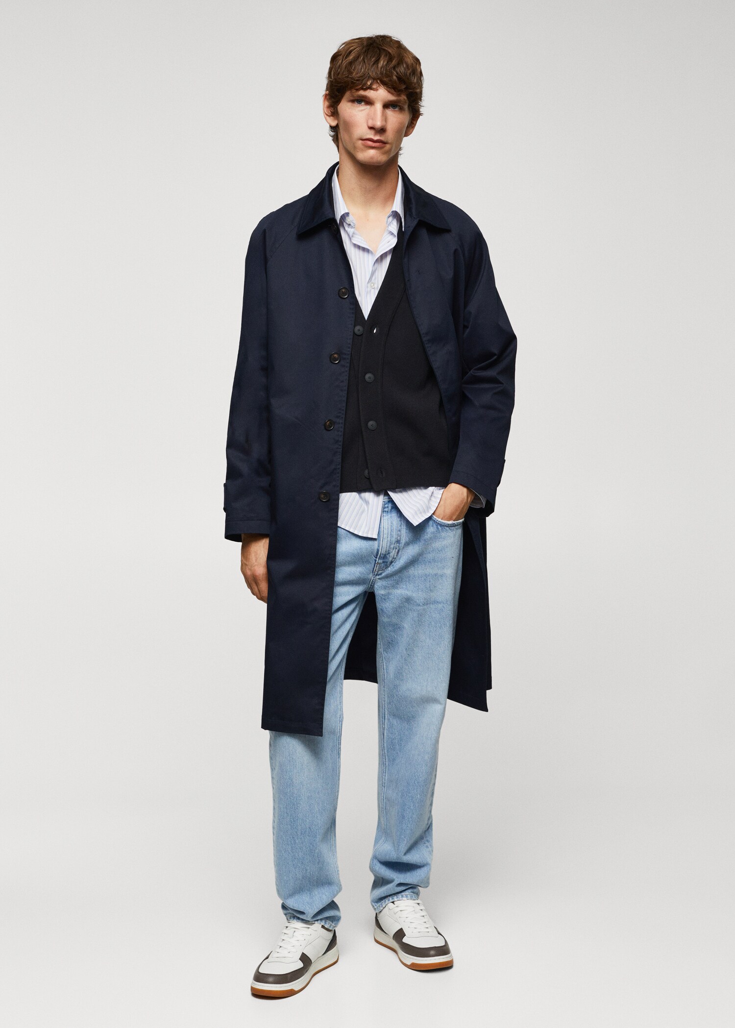 Colete de malha com botões Homem MANGO OUTLET Portugal