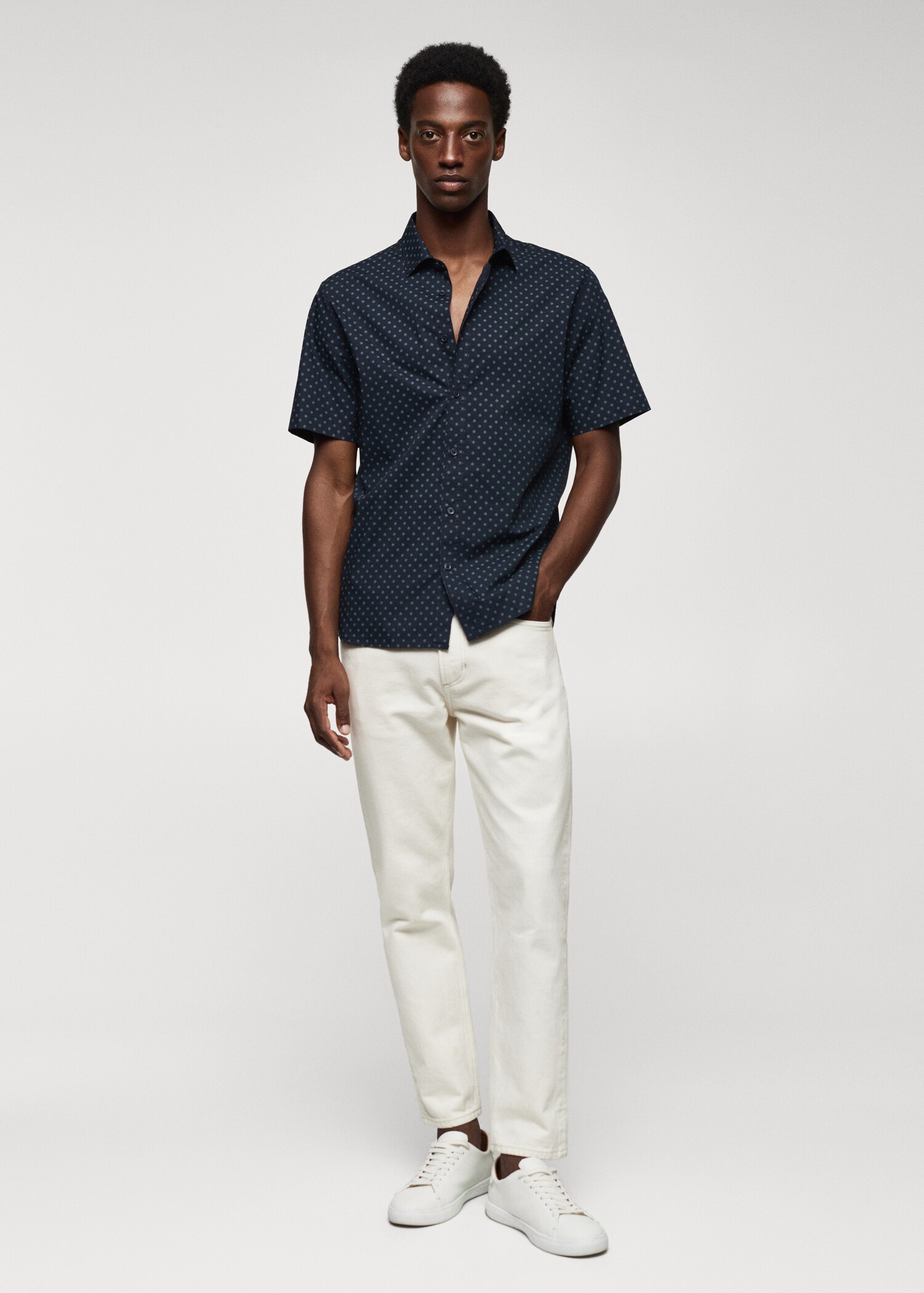 Chemise 100 % coton manches courtes fleurs - Plan général