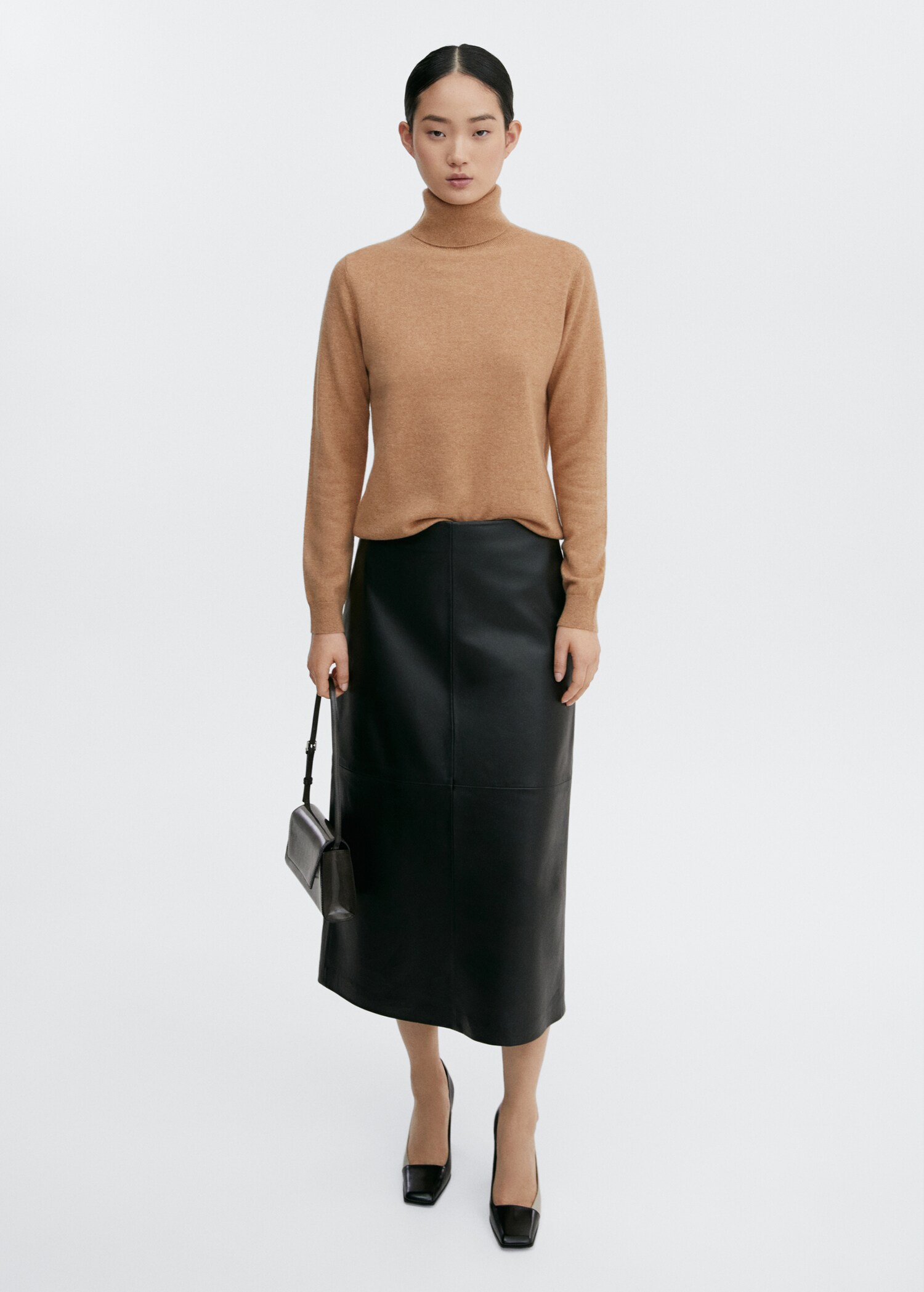 100% cashmere turtleneck sweater - General plane