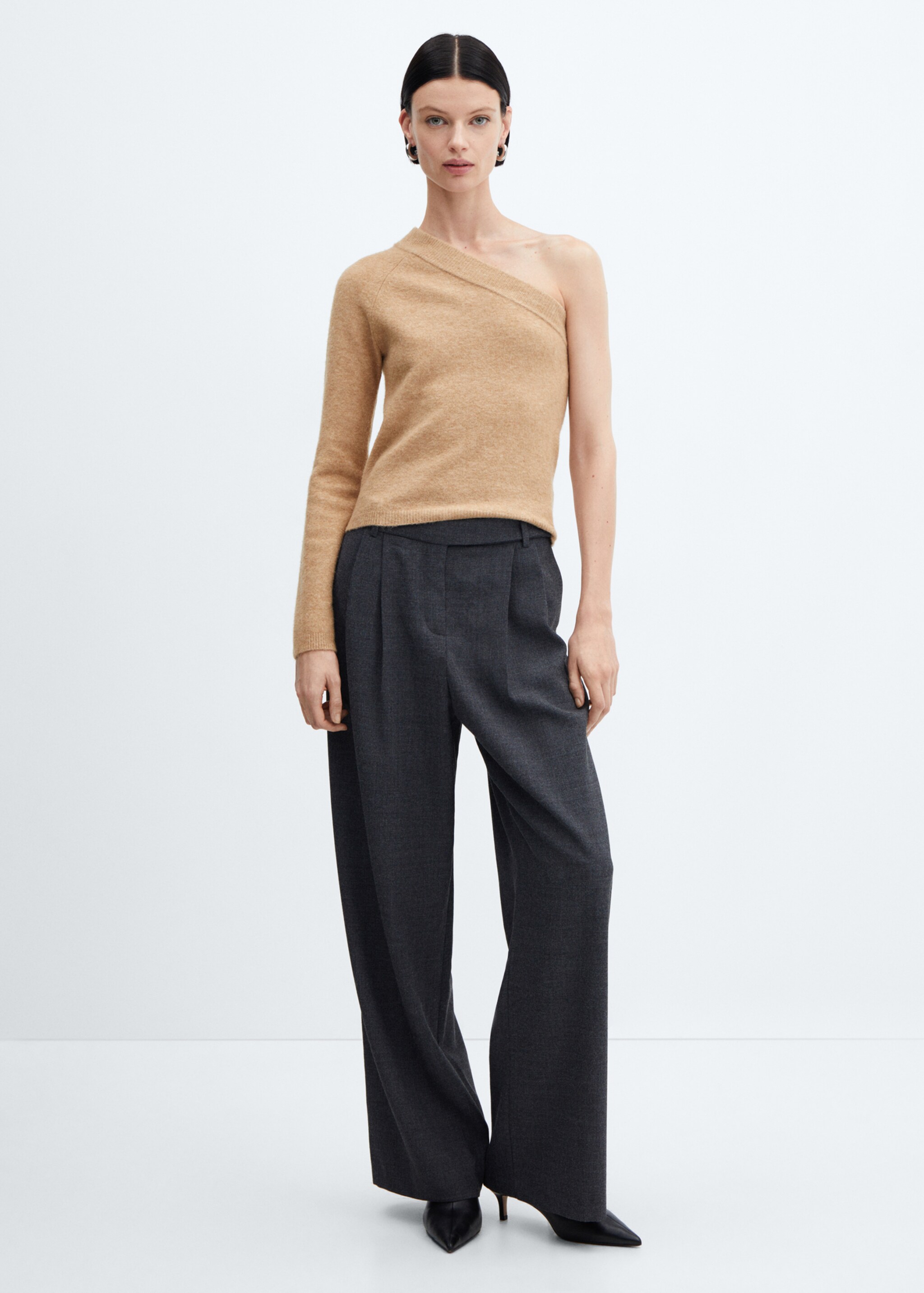 Asymmetric knit sweater - General plane, Medium Brown. Ref: 57005814-00.