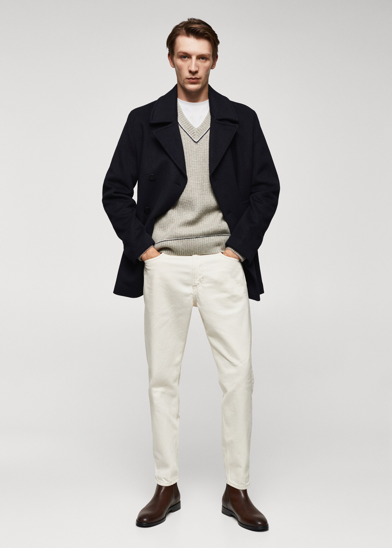 Structured V-neck sweater - General plane