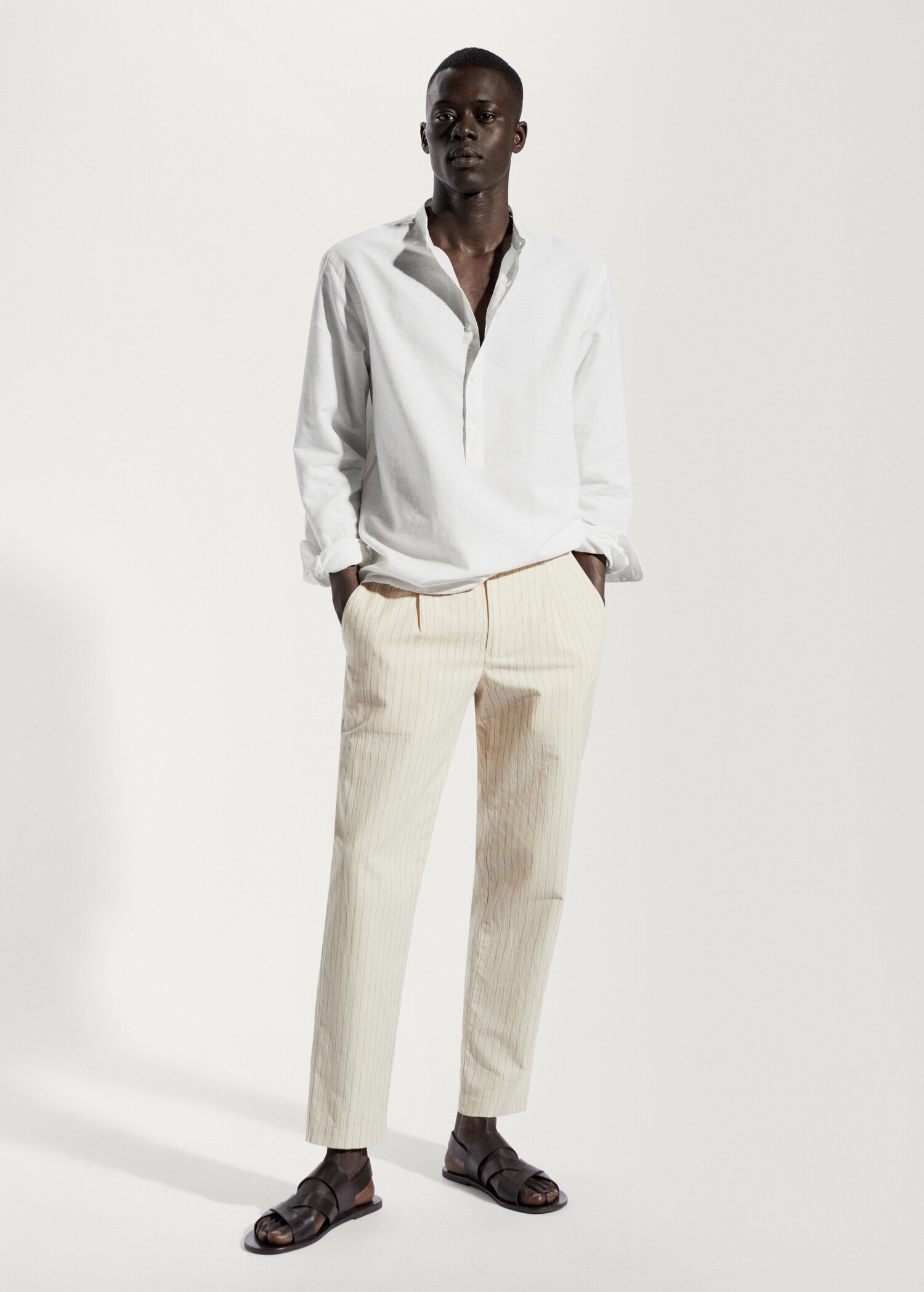 Camicia regular-fit lino collo alla coreana - Piano generale