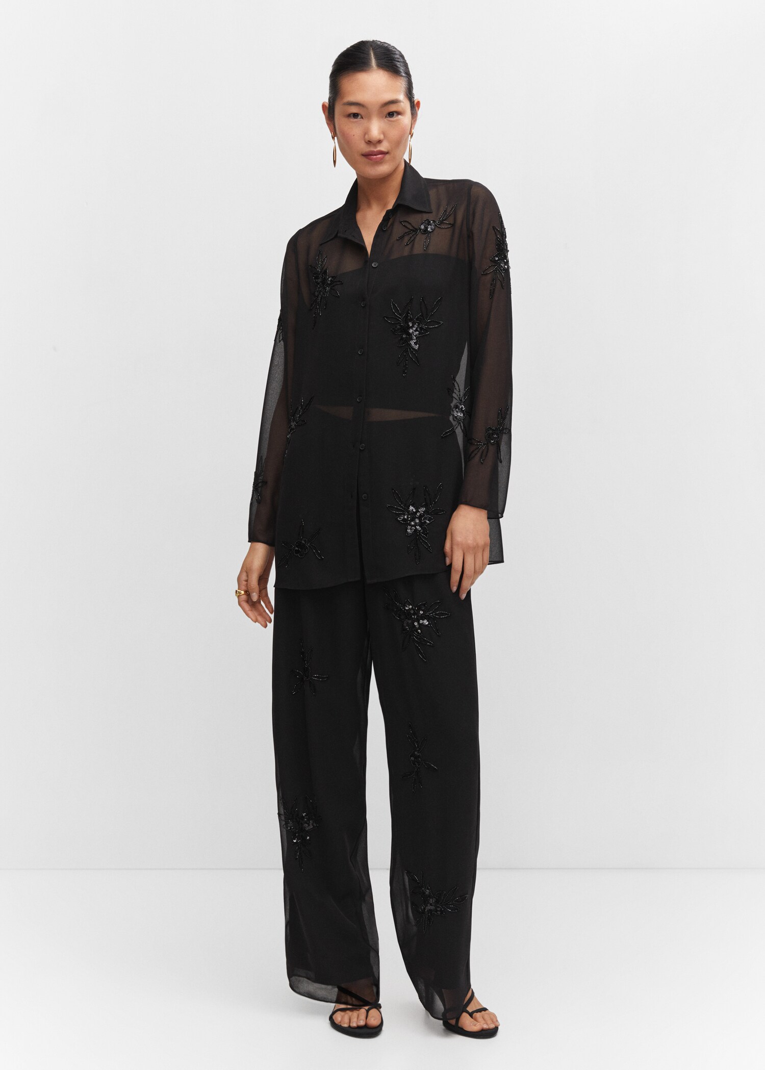 pants with bead detail - General plane