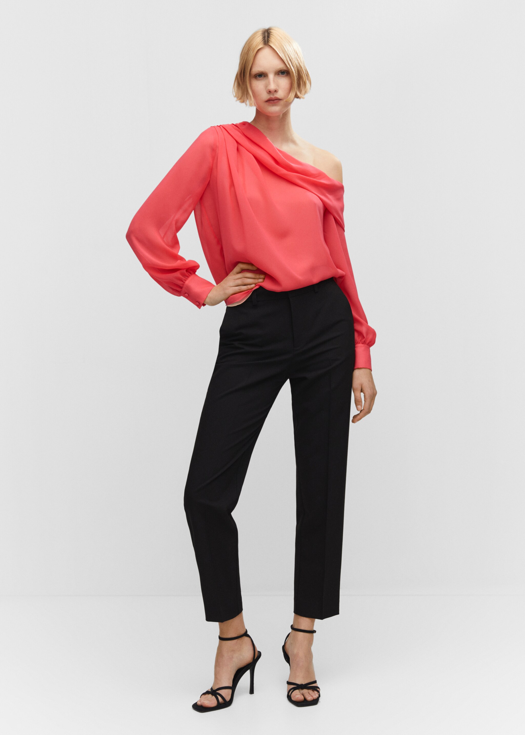 Asymmetrical oversized blouse - General plane, Coral Red. Ref: 57010736-00.