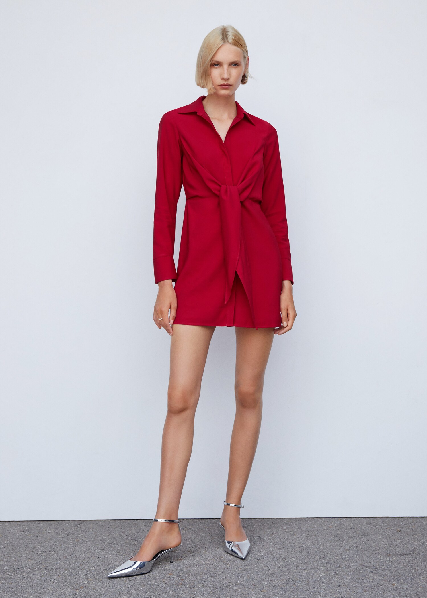 Hemdblusenkleid mit Knotendetail - Allgemeine Ansicht