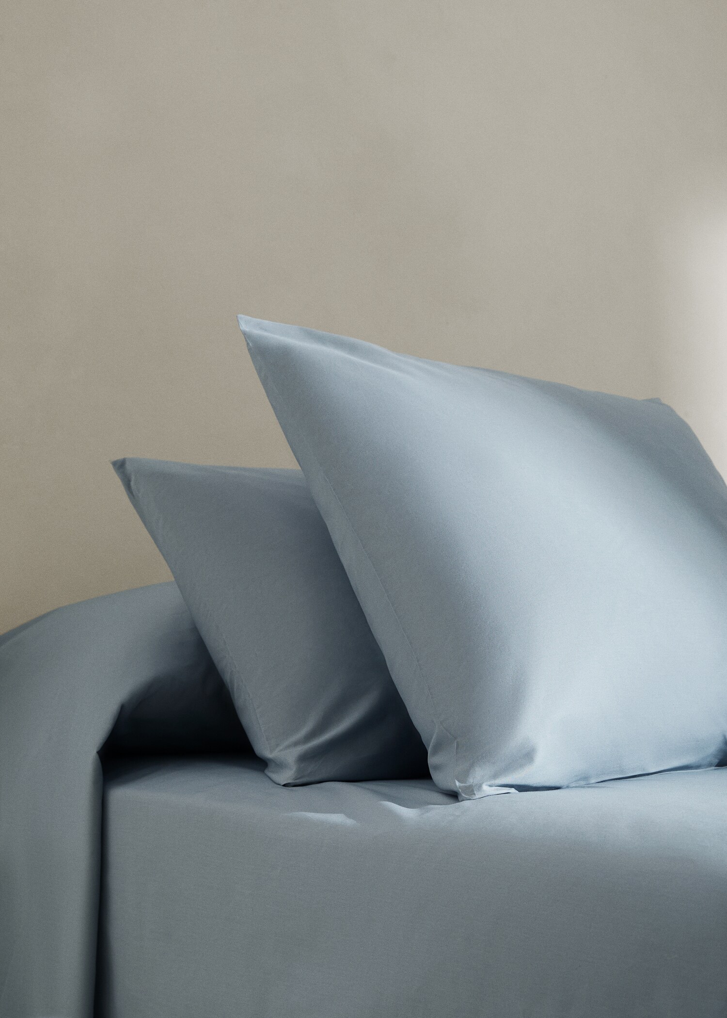 Cotton cushion cover (180 threads) 60x60cm (Pack of 2) - General plane