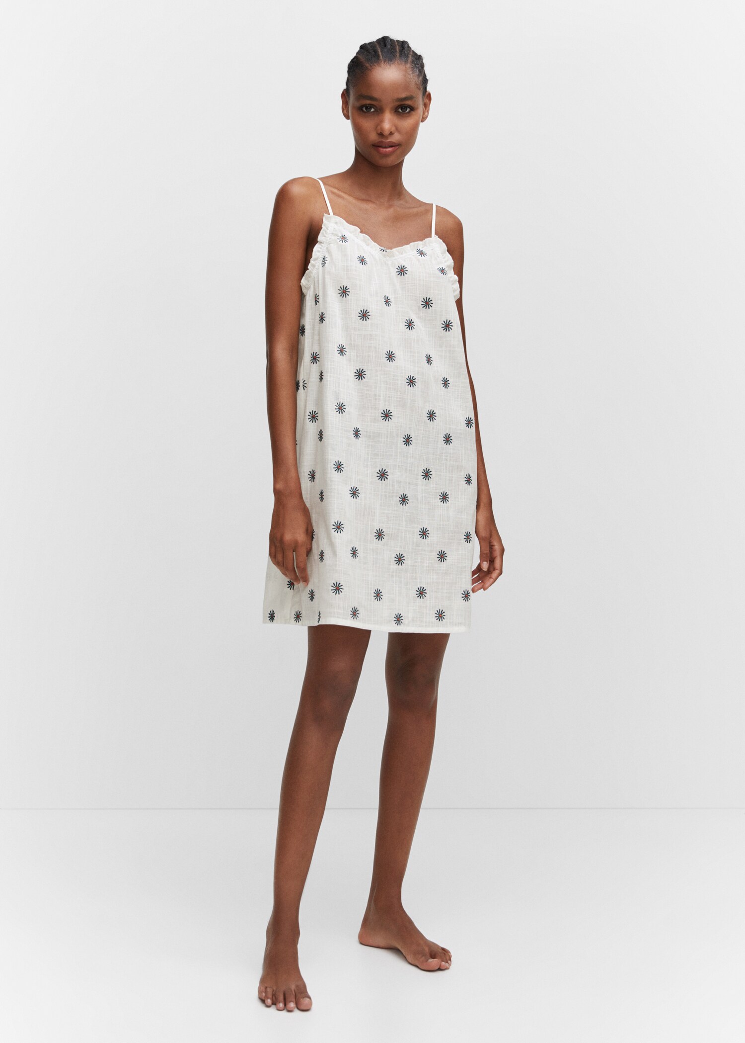 Floral embroidered nightgown - General plane