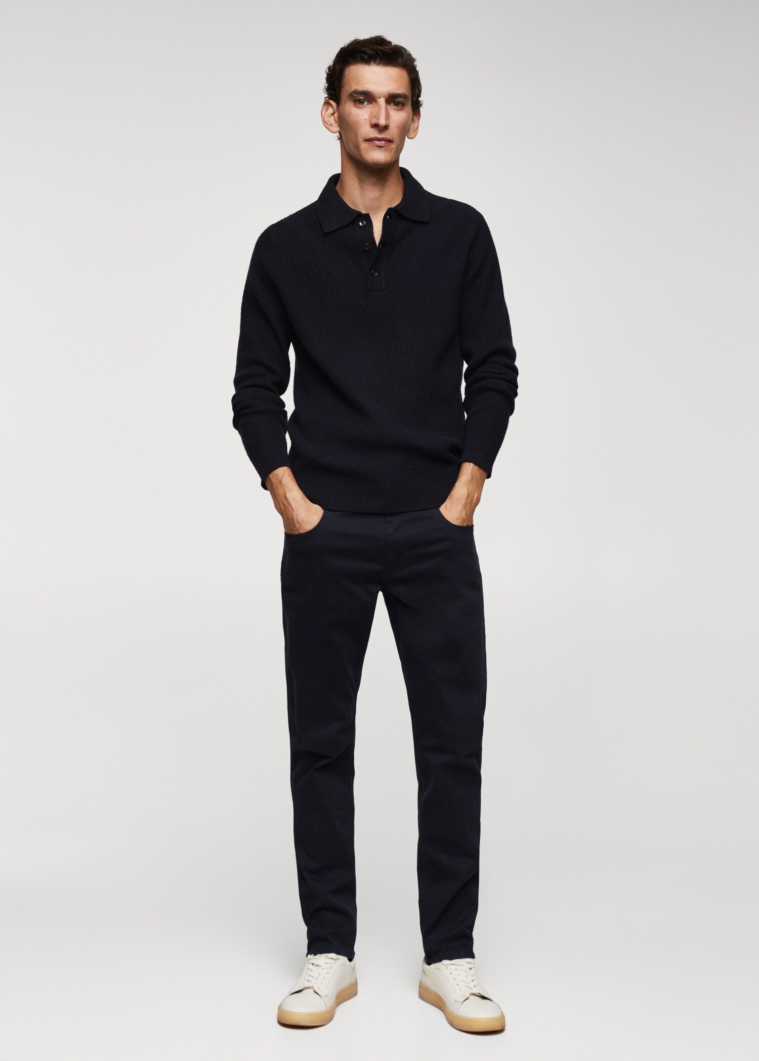 Pantaloni slim fit din bumbac elastic - Plan general
