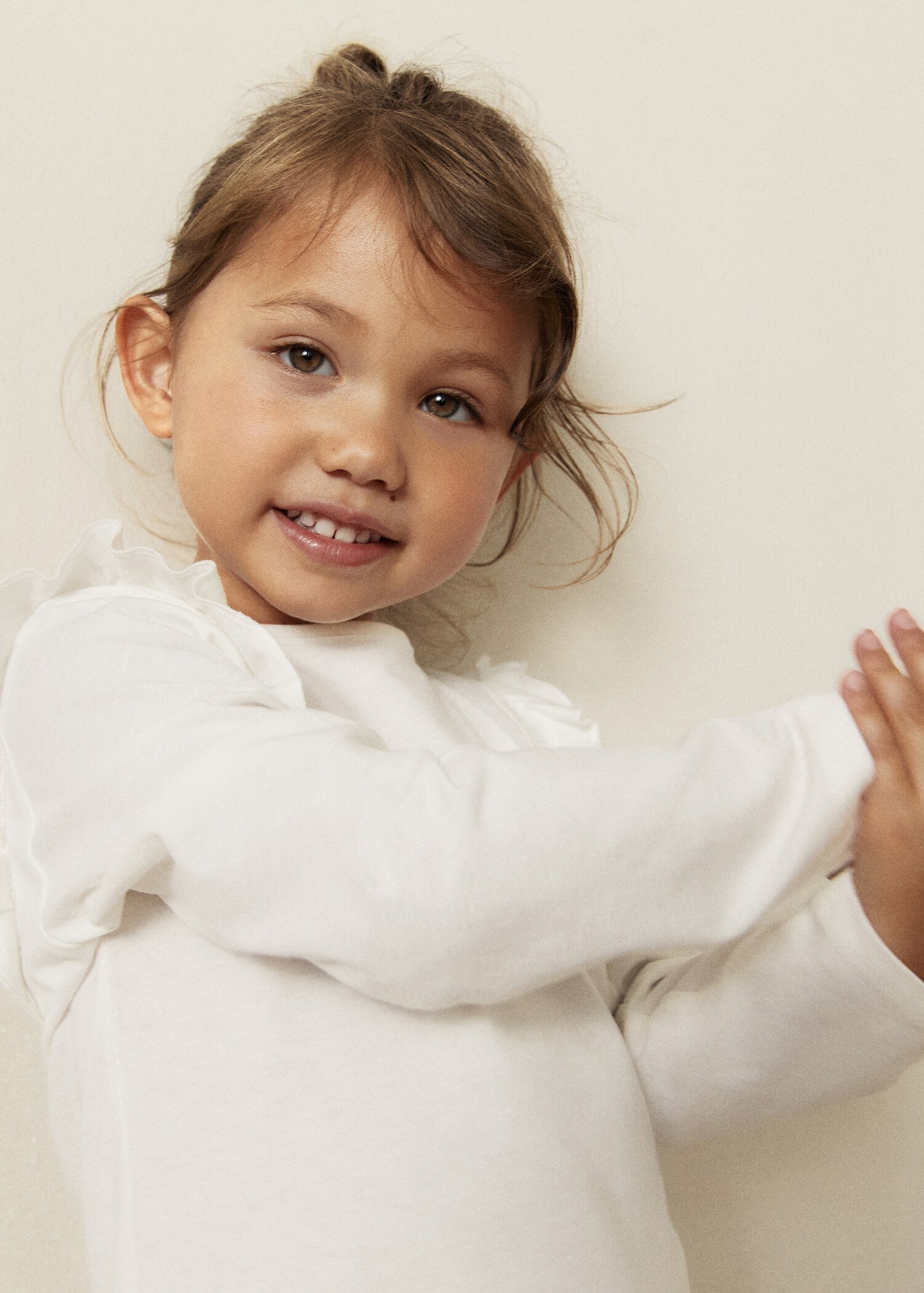 Long -sleeved t-shirt with ruffles - General plane