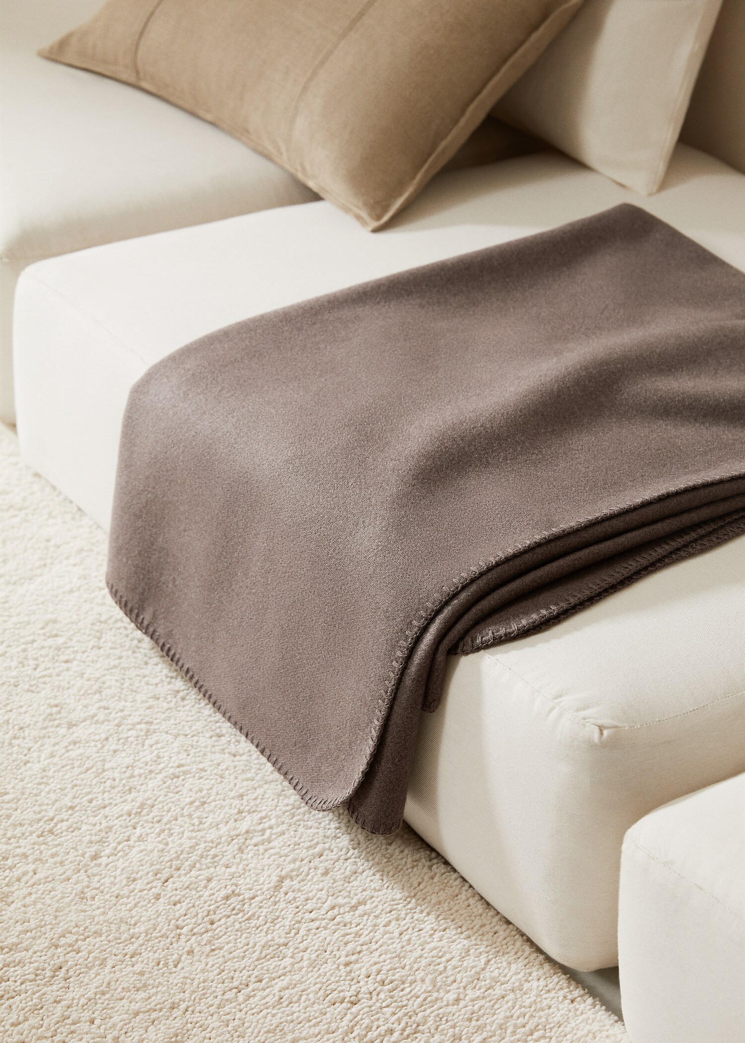 Wool-blend blanket with seam detail 130x180cm - General plane